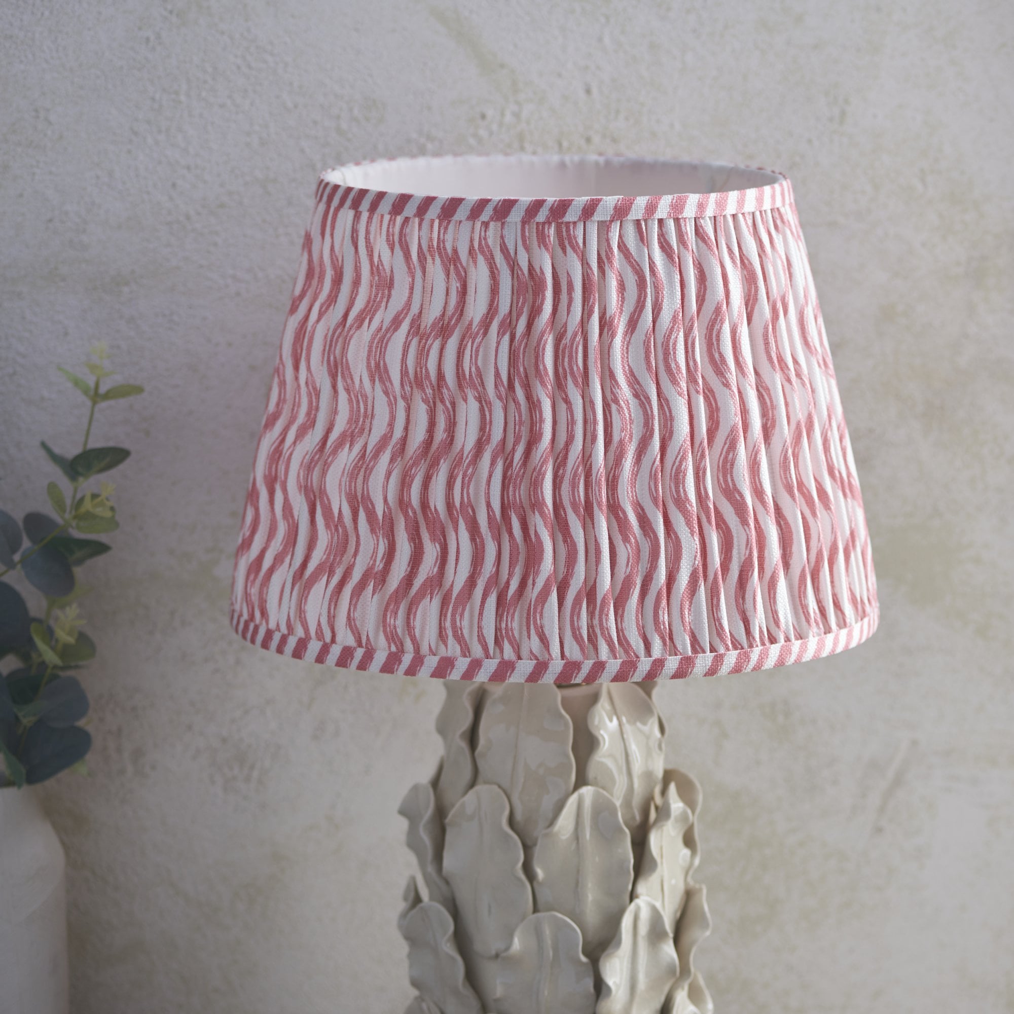 Endon Layered Decorative Leaf Ivory Crackle Glaze Ceramic Table Lamp & Ripple 35cm Coral Pink Shade