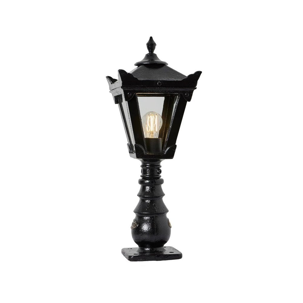 Harte Victorian Traditional 0.6m Pedestal Light - Cast Iron