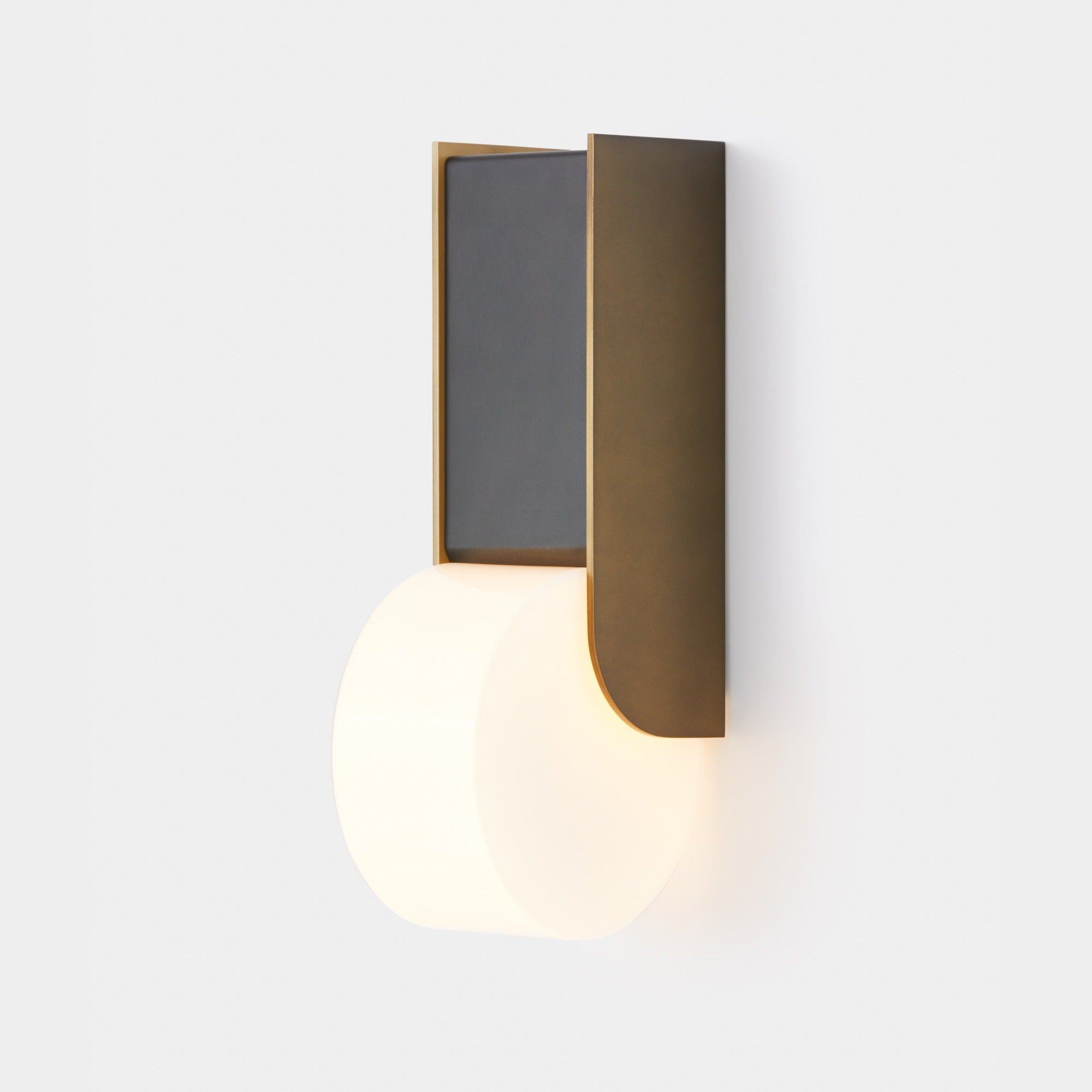 TOOY Stilla Wall Light - 34cm
