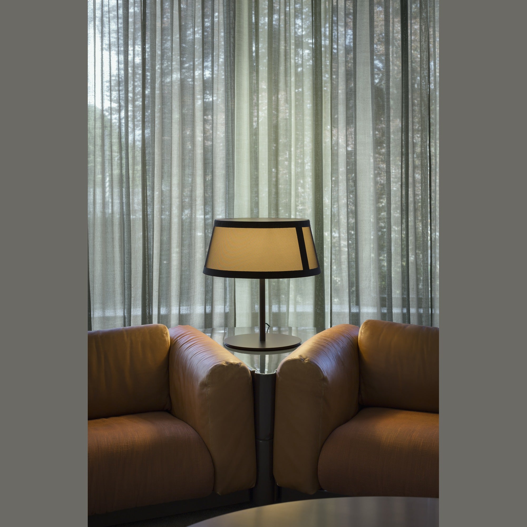 TOOY Lilly Table Lamp
