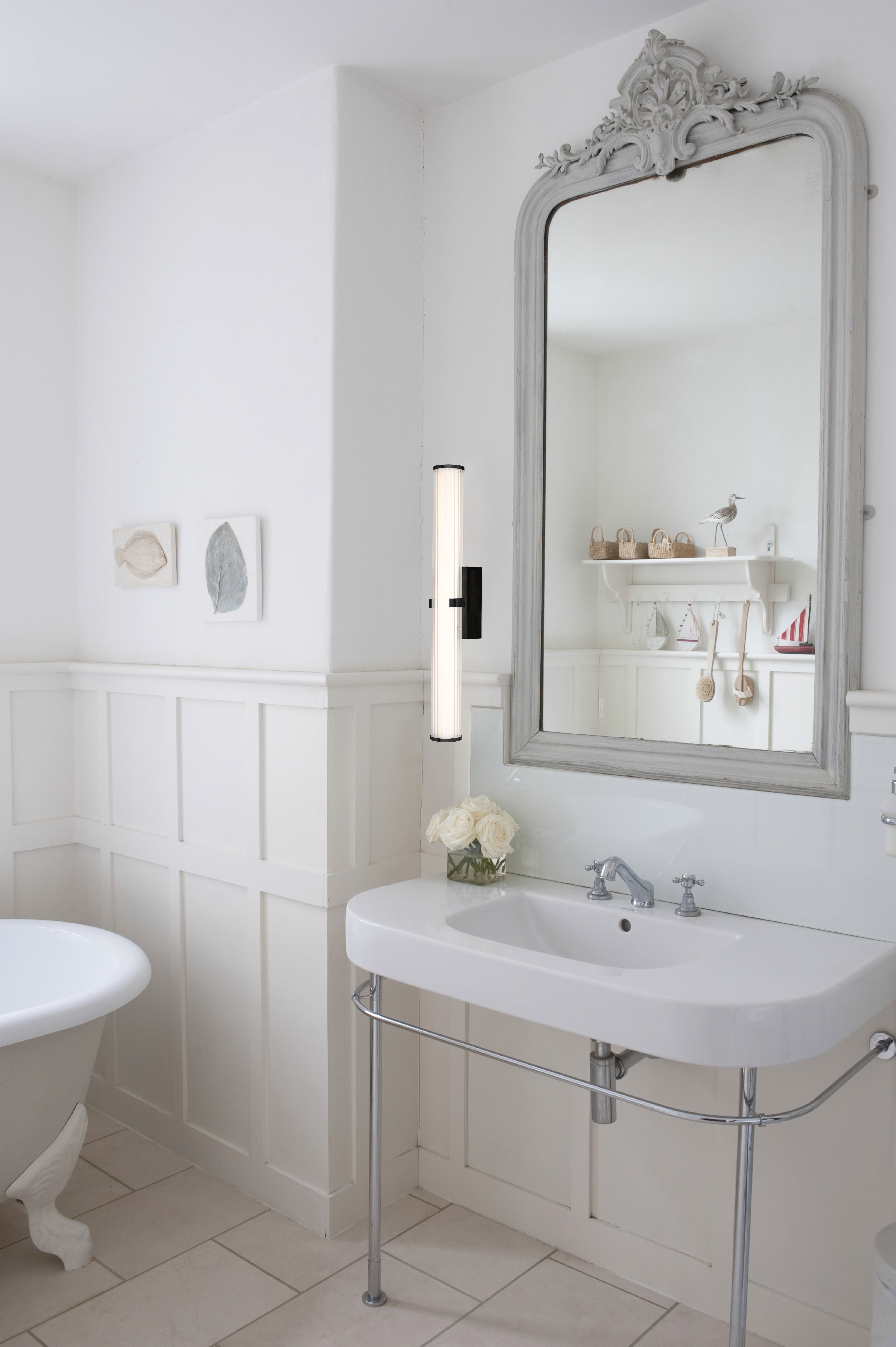 Searchlight Carisbrooke LED Bathroom Large Wall Light - Black & Opal Glass - IP44