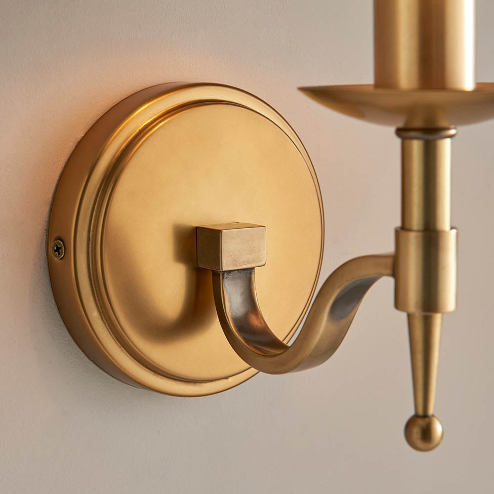 Interiors 1900 Stanford Single Wall Light - Antique Brass
