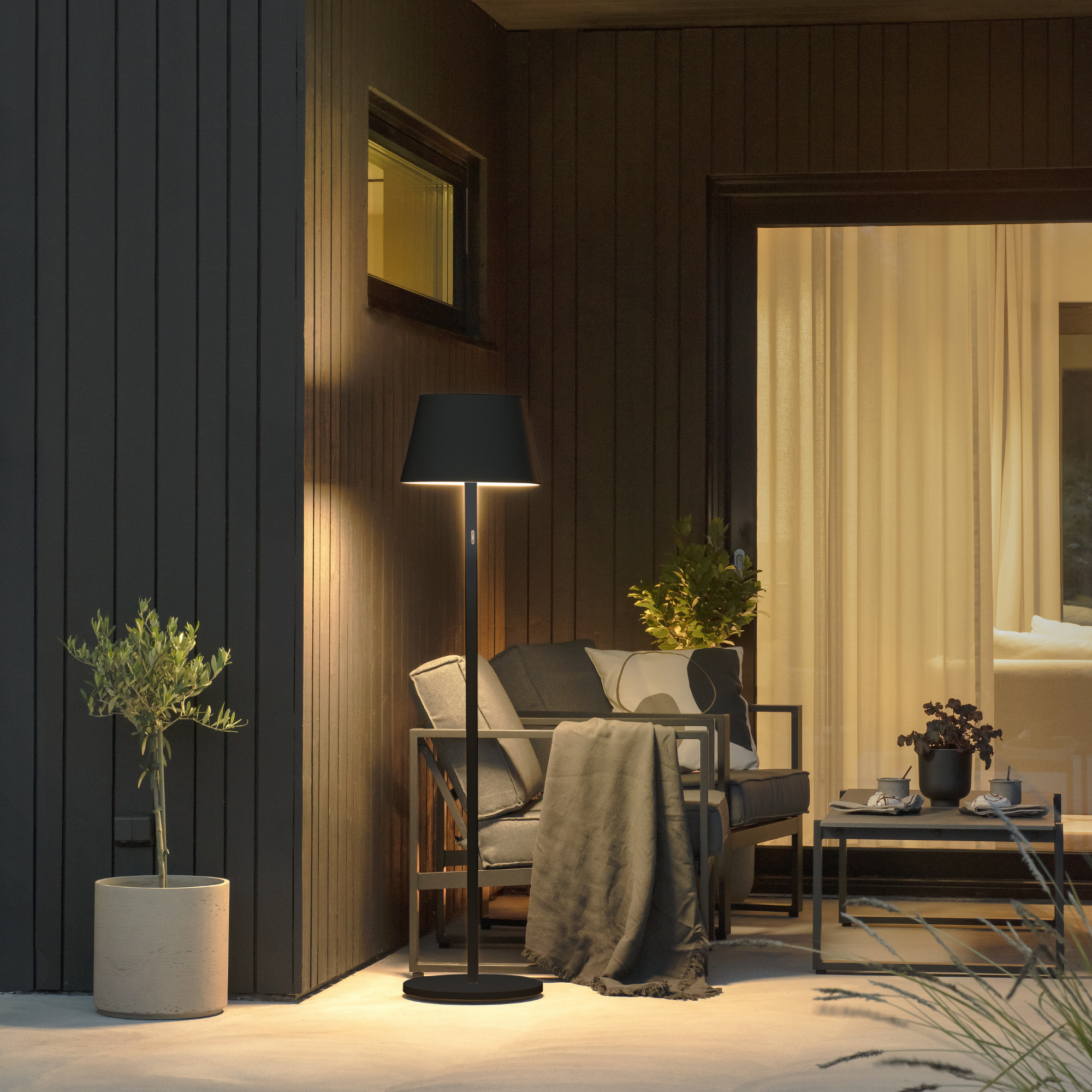 Konstsmide Pomezia RGBW Outdoor Floor Lantern USB LED - Matt Black