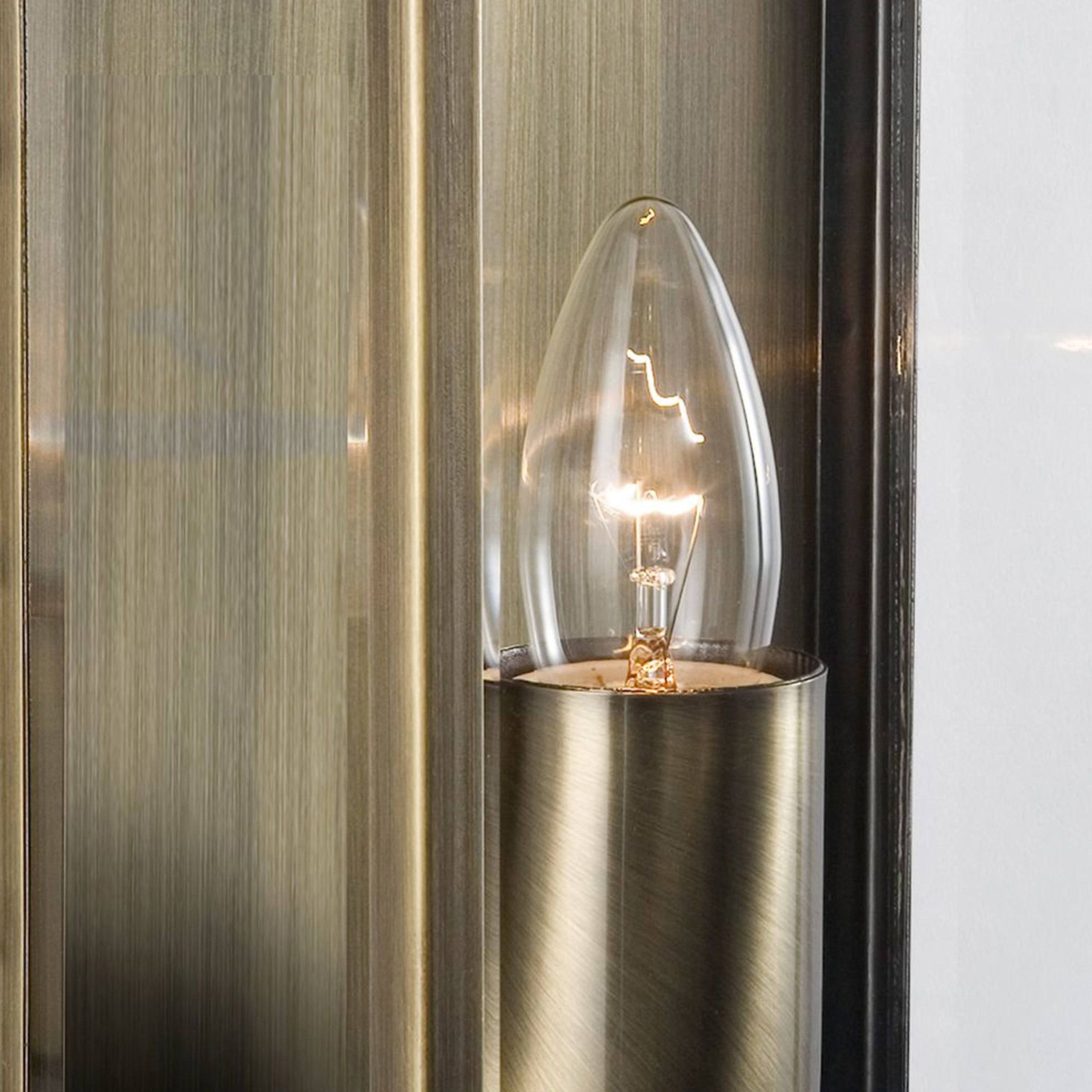Searchlight Byron Outdoor Wall & Porch Light - Antique Brass & Glass