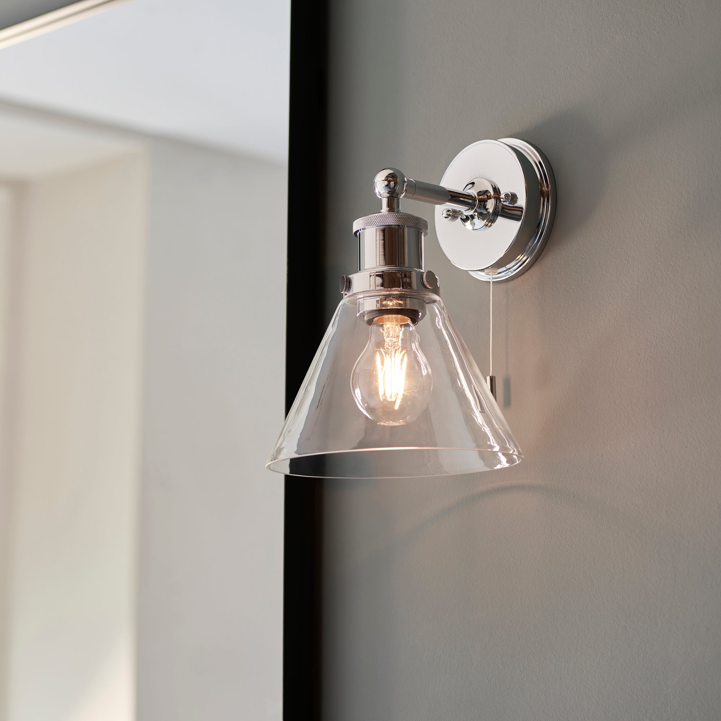 Endon Maldon IP44 Wall Light - Chrome Plated & Clear Coned Glass