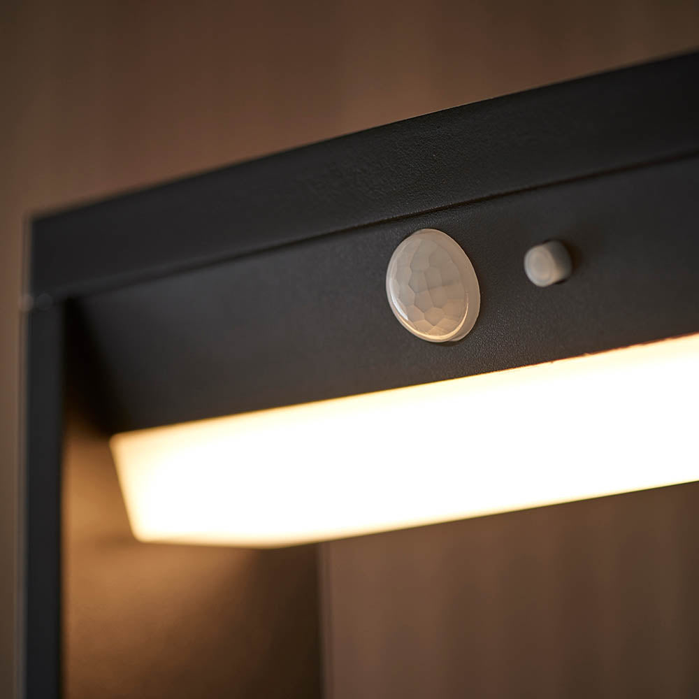 Endon Dannah Single Light Post Light - Photocell And PIR - Solar - Textured Black & White Pc