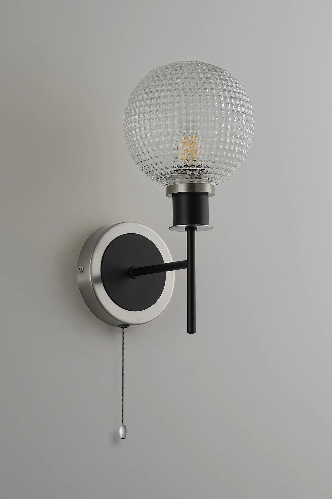 Sycamore Switched Wall Light with 15cm Round Textured Diamond Pattern Glass Shade - Satin Nickel, Clear & Satin Black