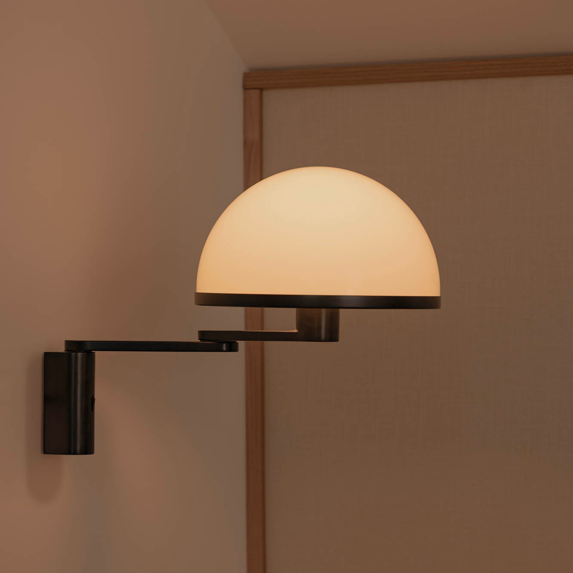 Faro DOME Wall Lamp & Adjustable Arm - Satin Black & Gloss White