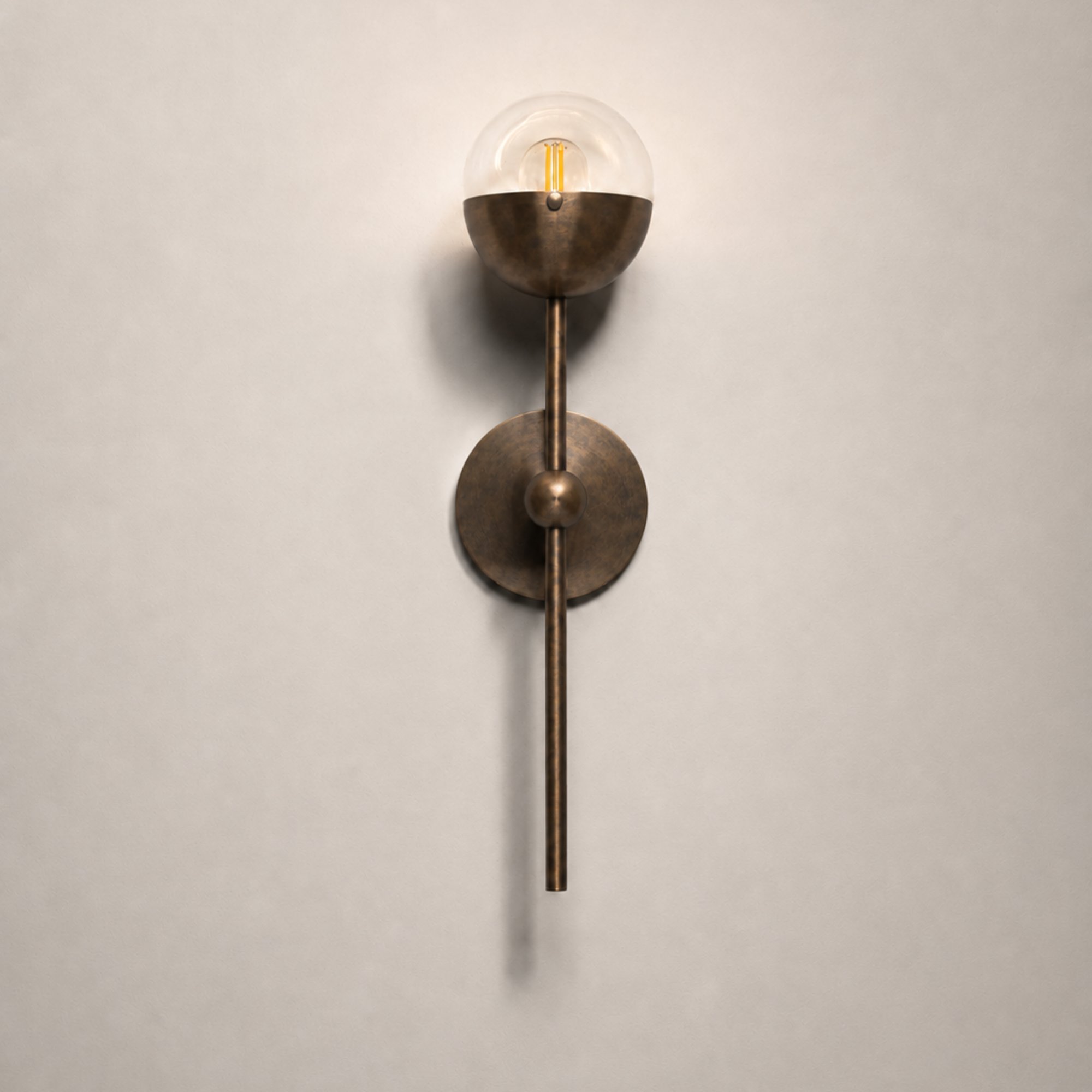 Schwung Molecule Single Wall Sconce Light - Transparent Glass