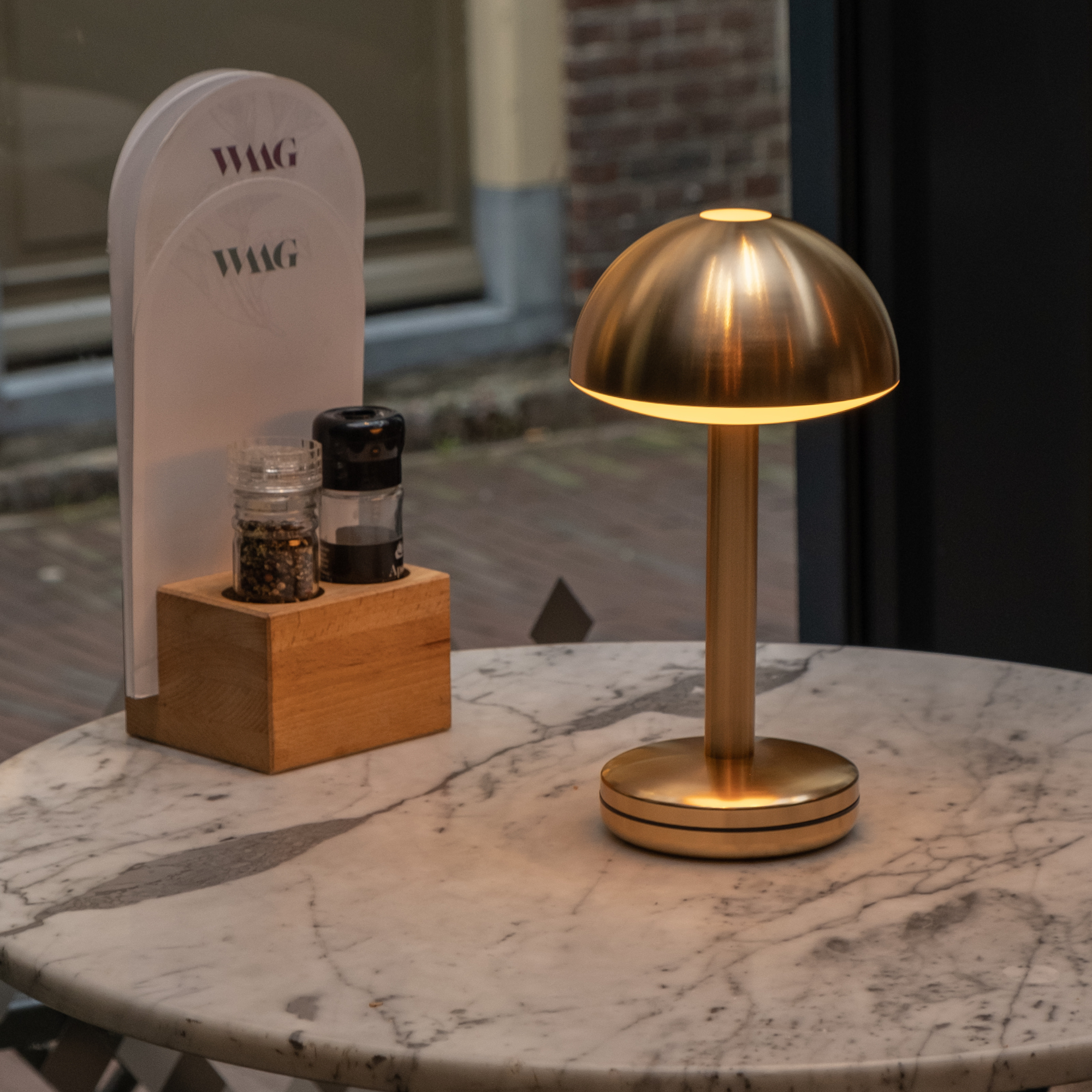Humble Bug Table Light - Gold