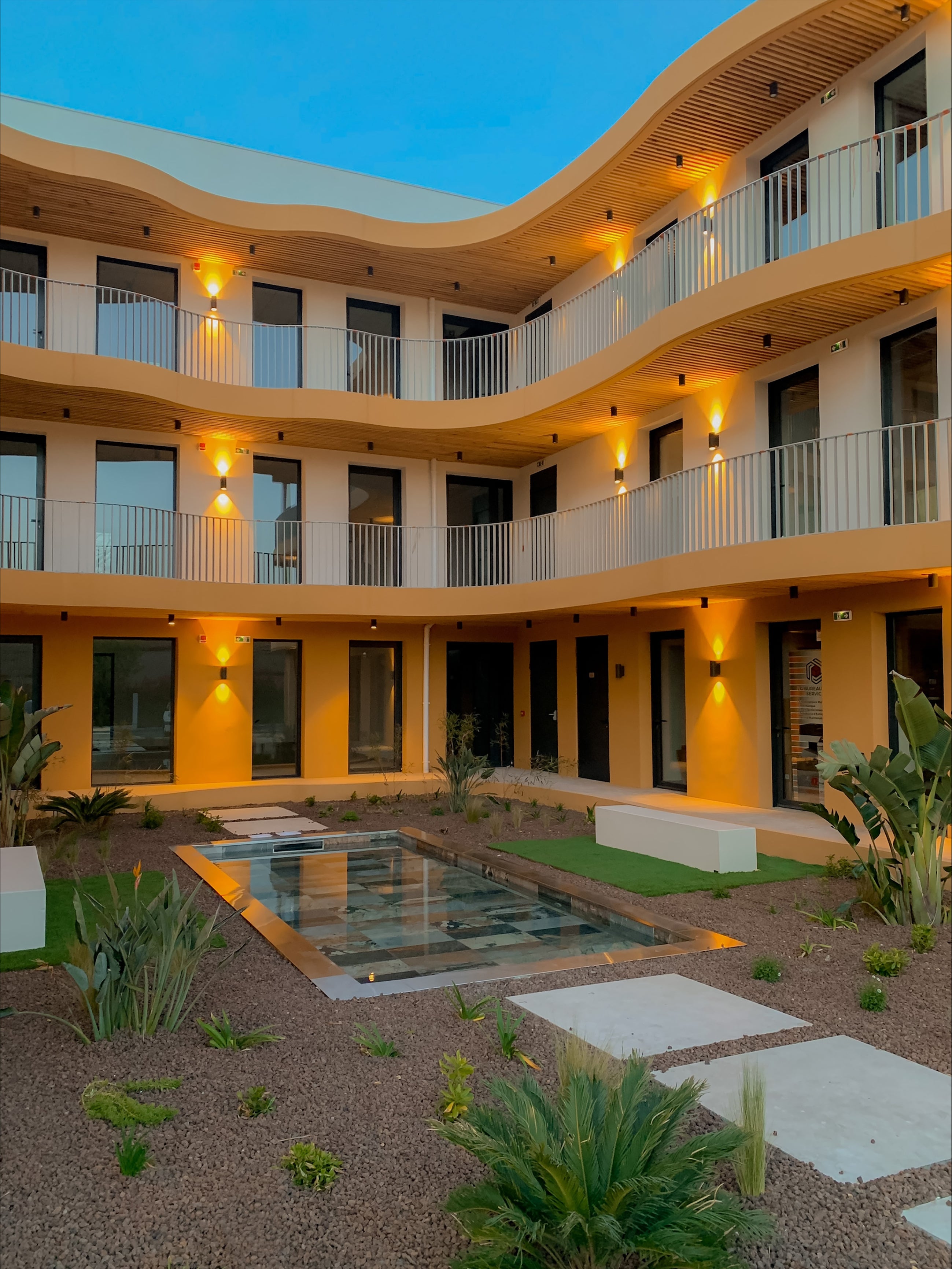 Collingwood LUXI 290 Up & Down LED Wall Light IP54 - Anthracite