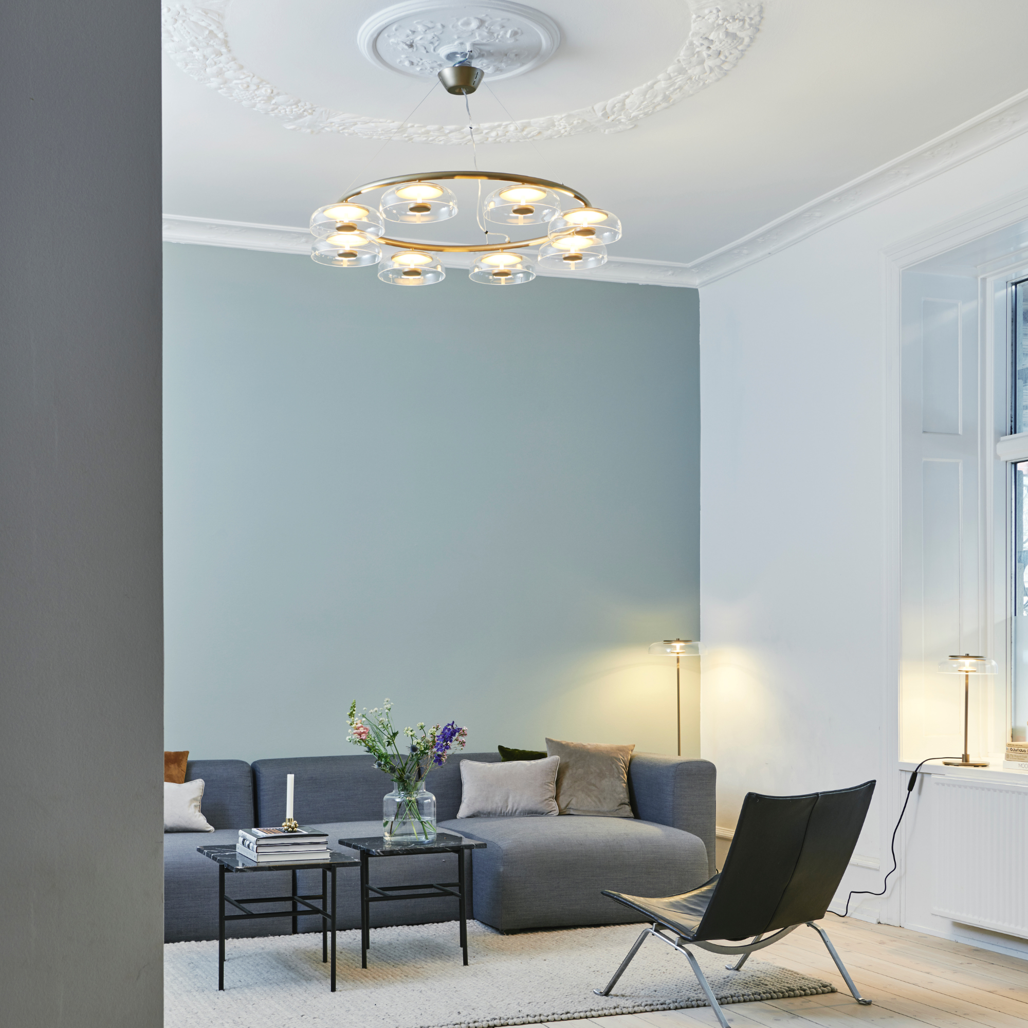 Nuura Blossi 8 Light Chandelier - Nordic Gold & Clear Glass