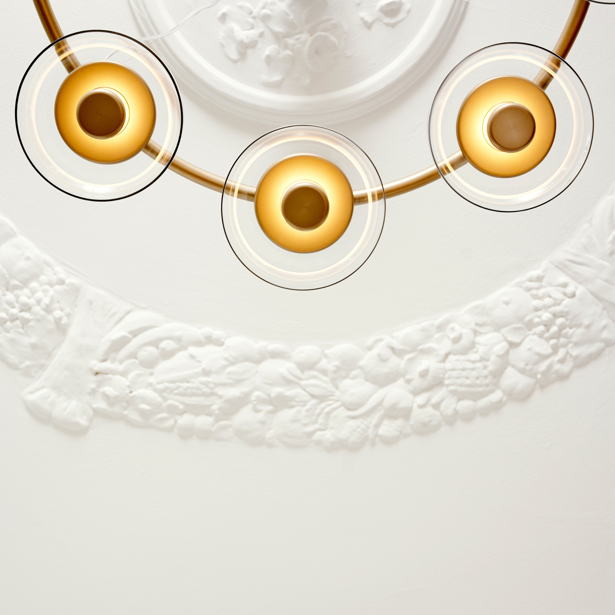 Nuura Blossi 8 Light Chandelier - Nordic Gold & Clear Glass
