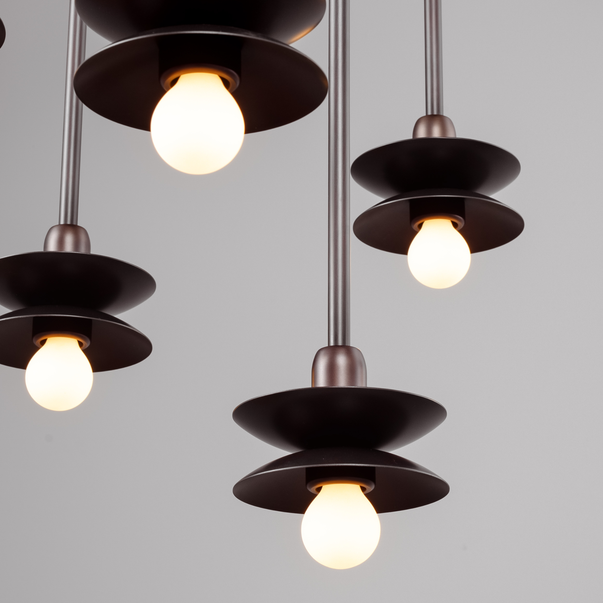 Schwung Babylon Cluster 7 Chandelier