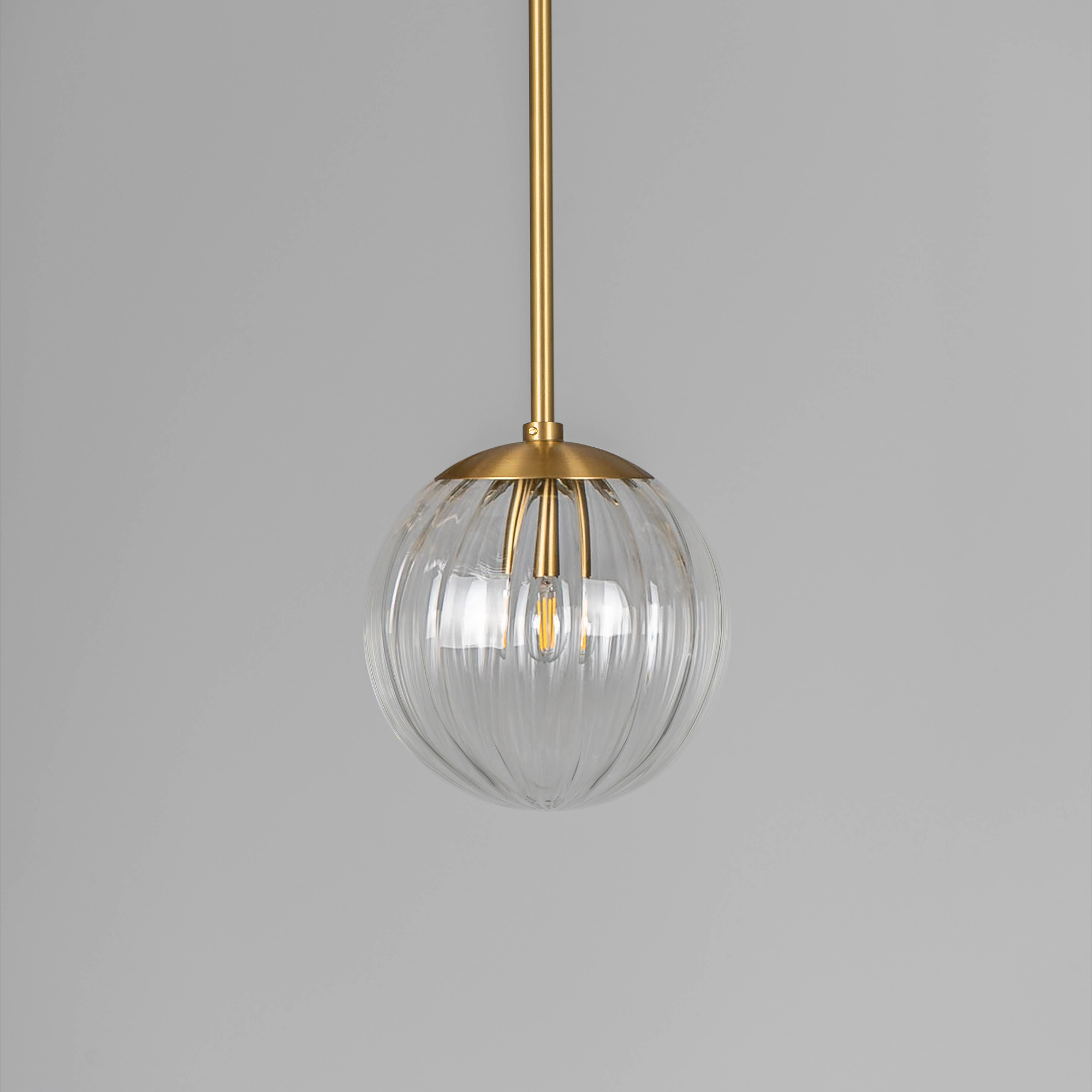 Schwung Globe Single Pendant - Dries Ribbon Glass