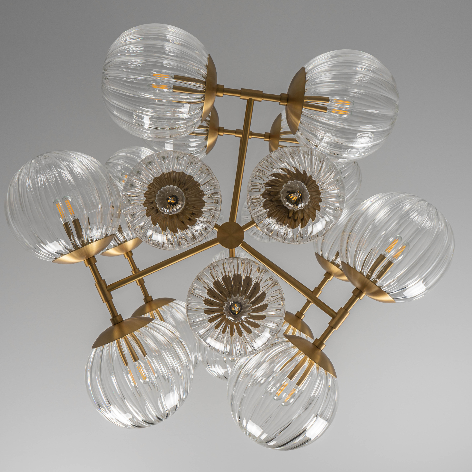 Schwung Glow 21 Light Chandelier - Dries Ribbon Glass