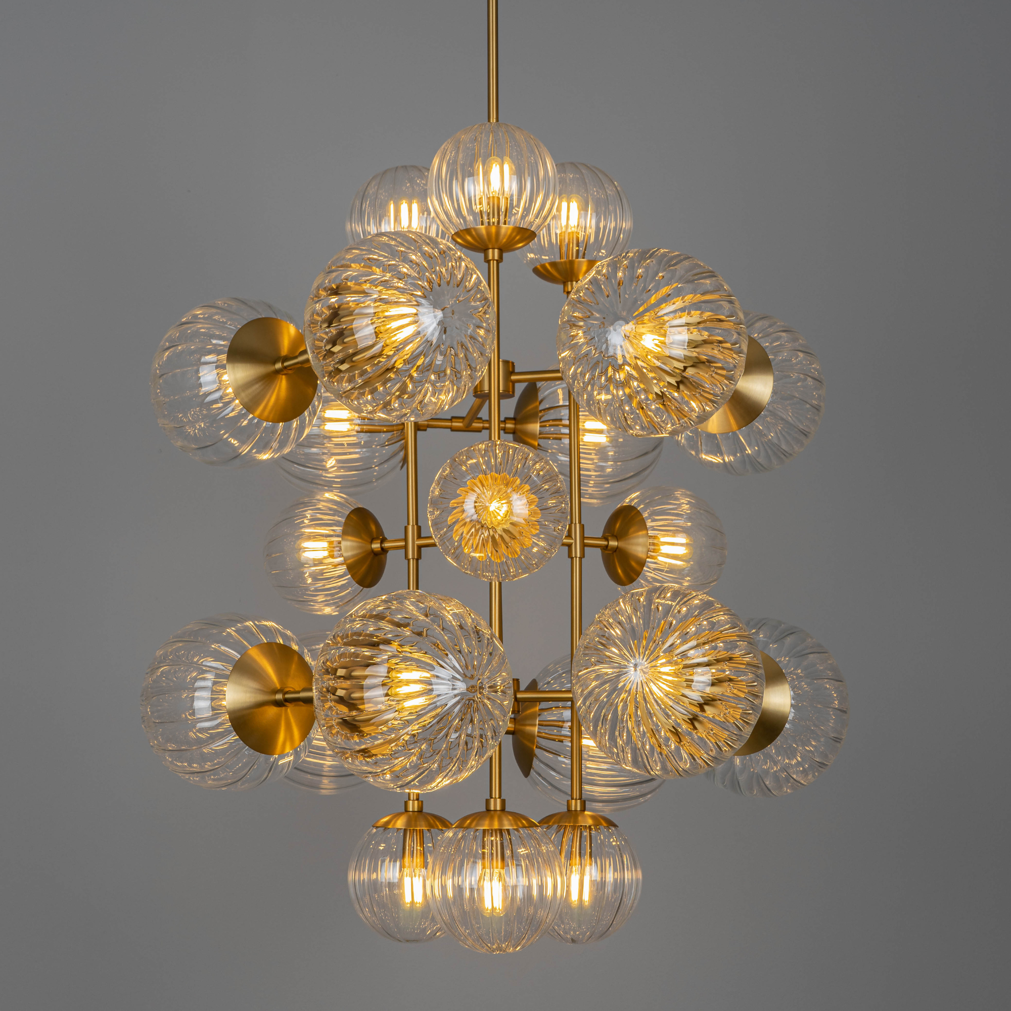 Schwung Glow 21 Light Chandelier - Dries Ribbon Glass