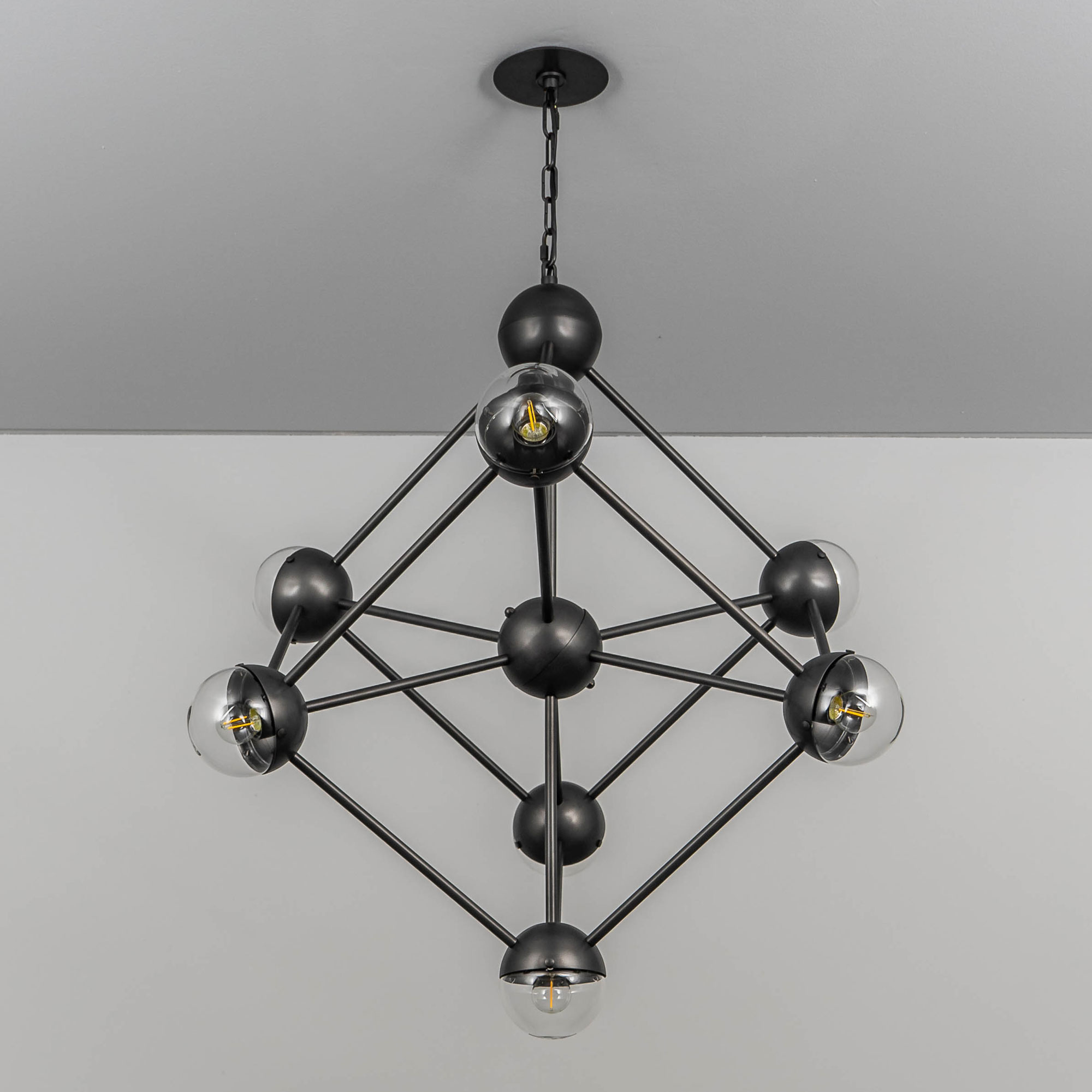 Schwung Molecule 7 Light Chandelier - Transparent Glass