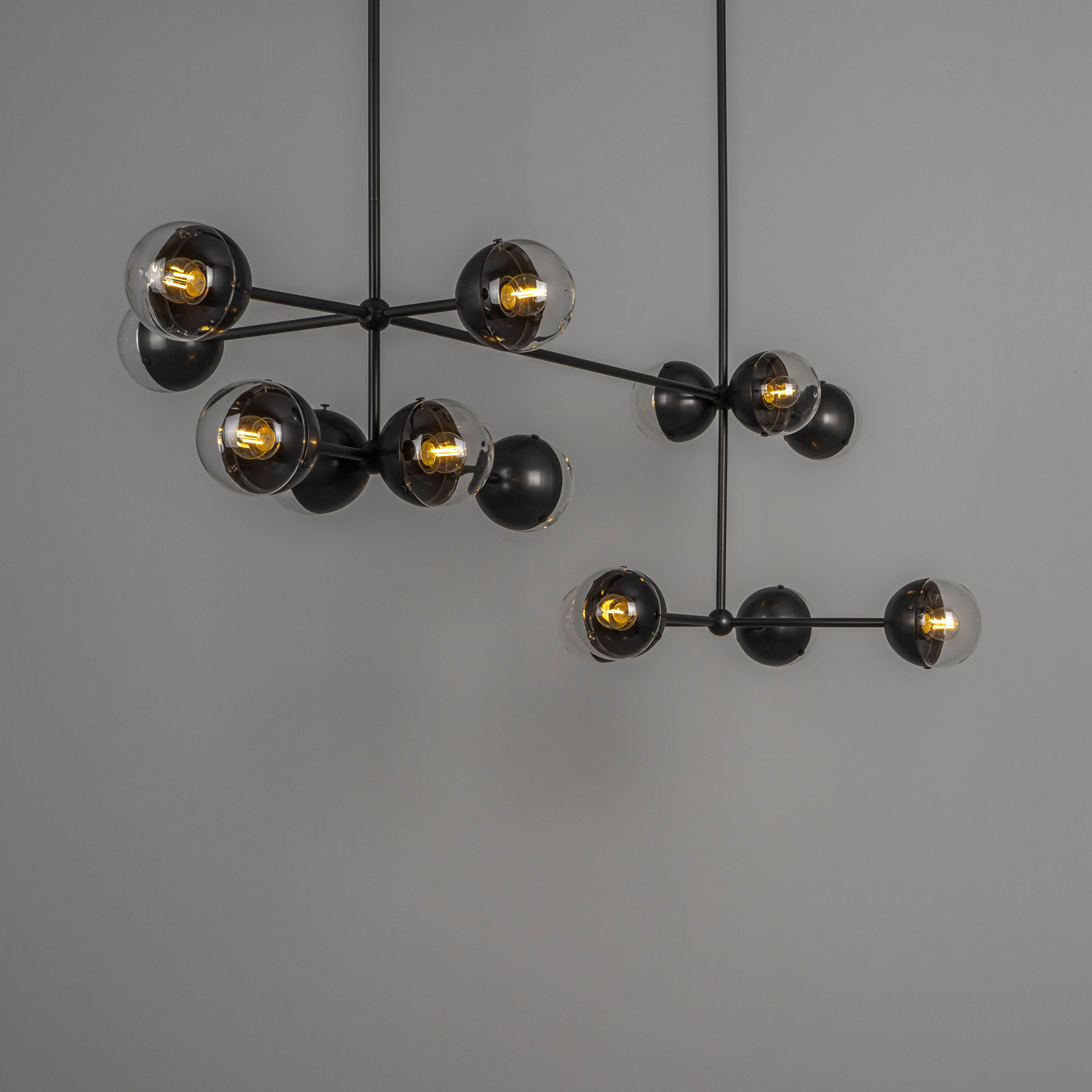 Schwung Molecule Linear 14 Light Chandelier - Transparent Glass