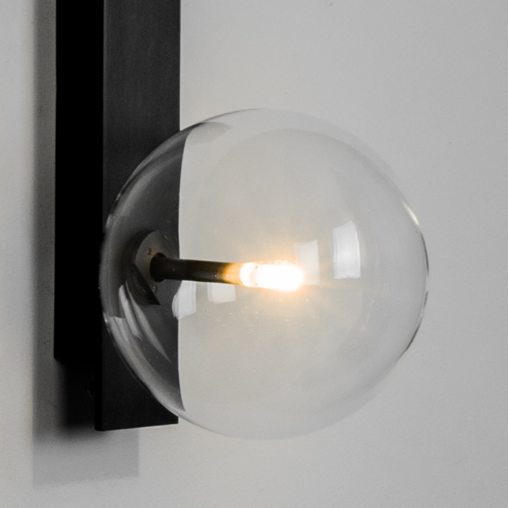 Schwung Oslo Dual Wall Sconce Light - Transparent Glass