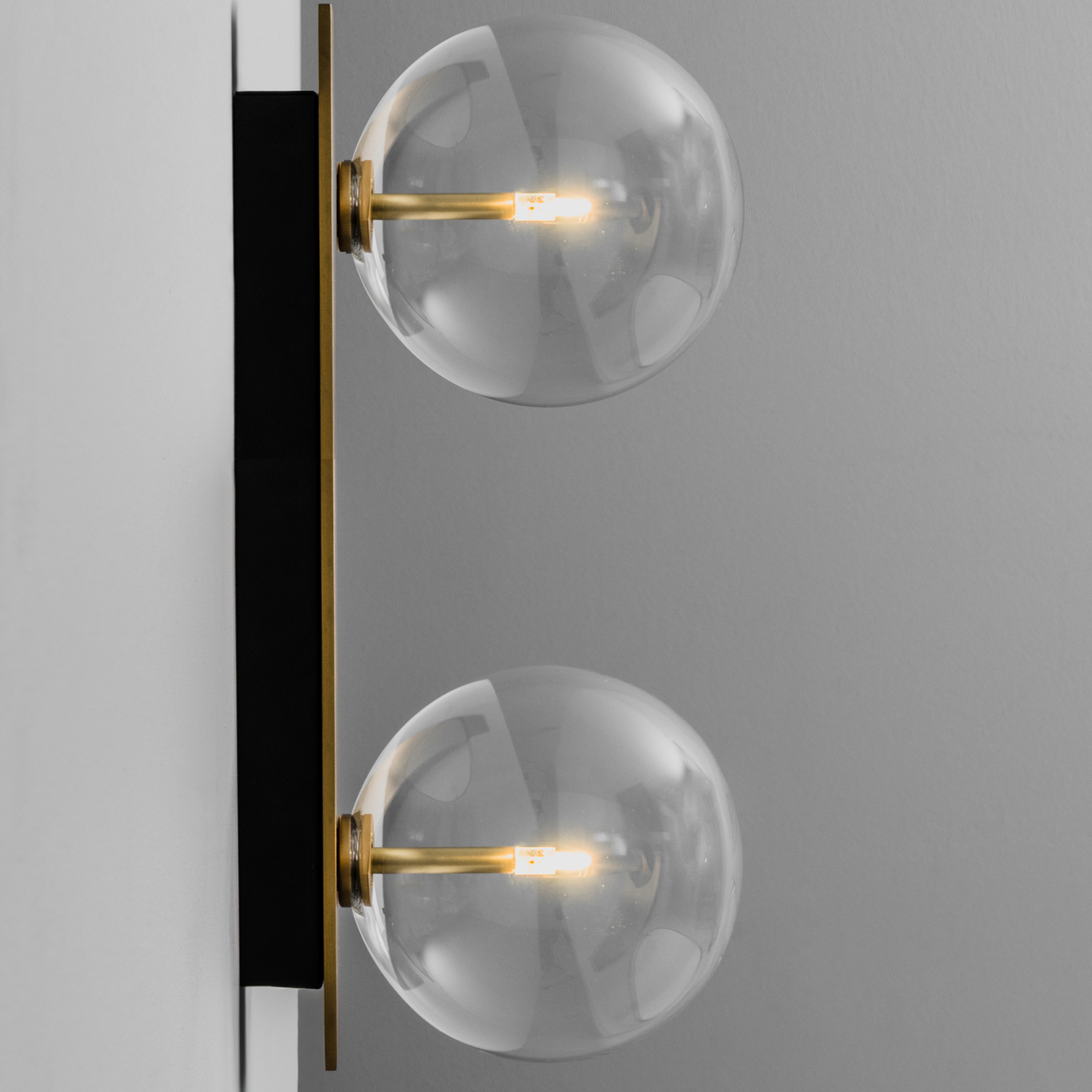 Schwung Oslo Dual Wall Sconce Light - Transparent Glass