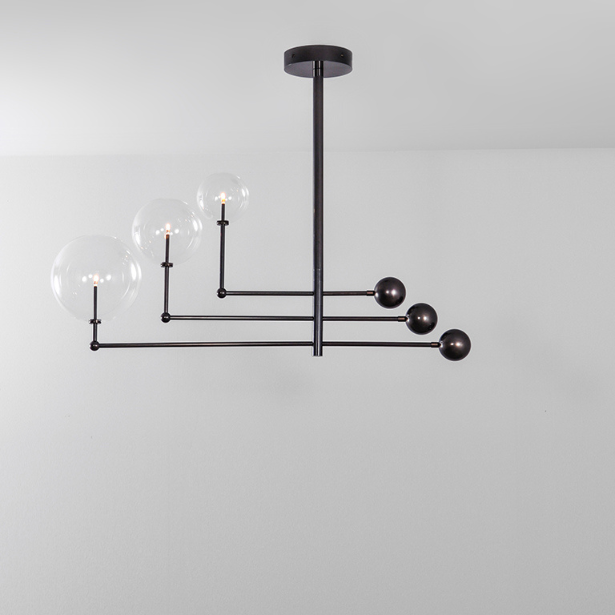 Schwung Universe 3 Light Chandelier - Transparent Glass