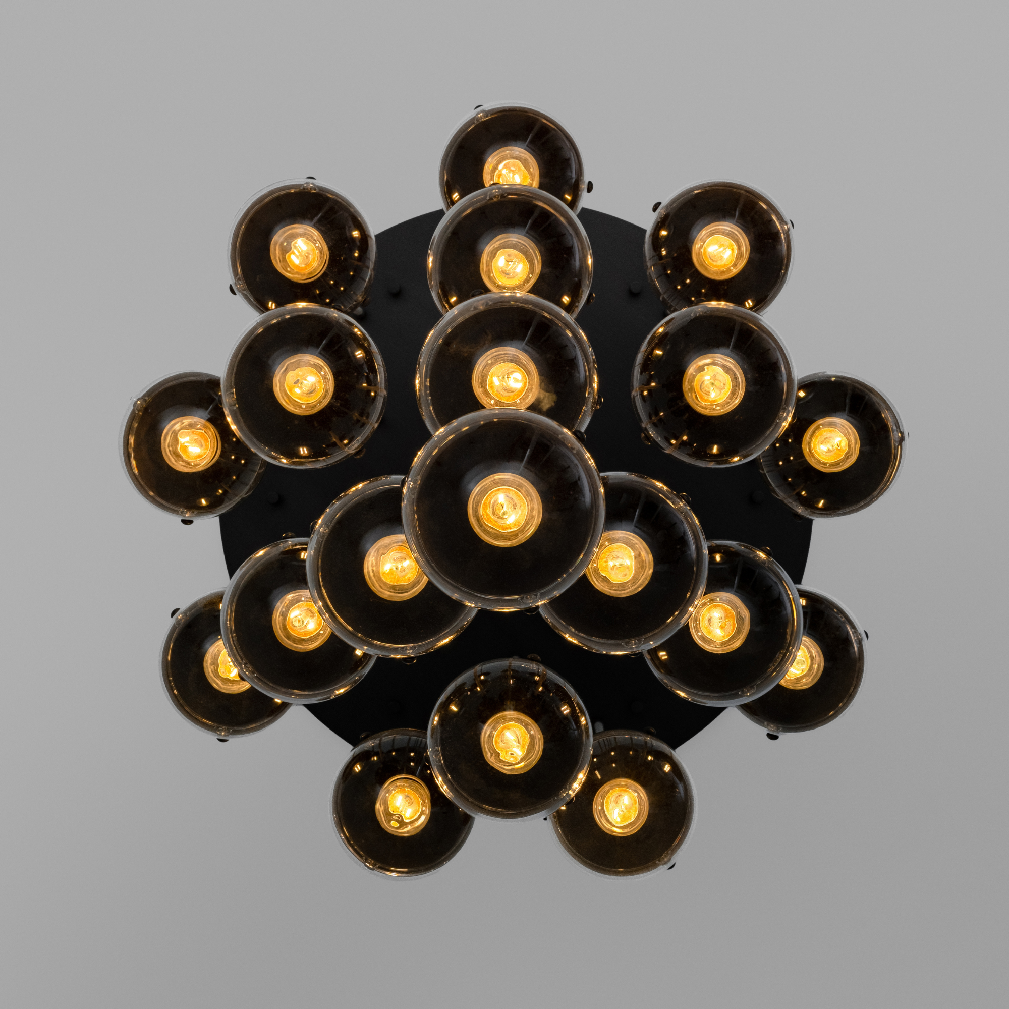 Schwung Molecule Cluster 19 Light Chandelier - Transparent Glass