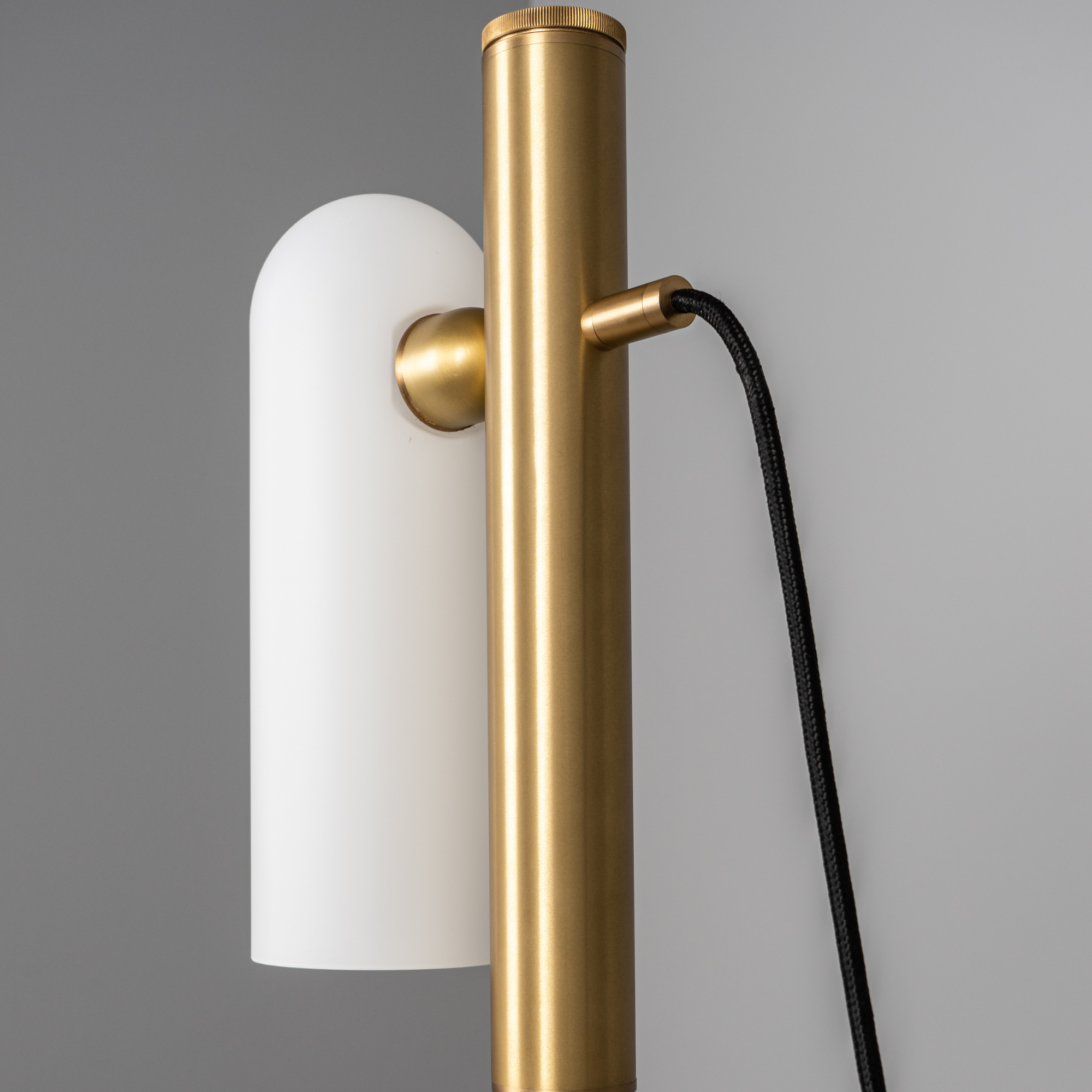 Schwung Odyssey 1 Floor Lamp - Opal Mat Glass