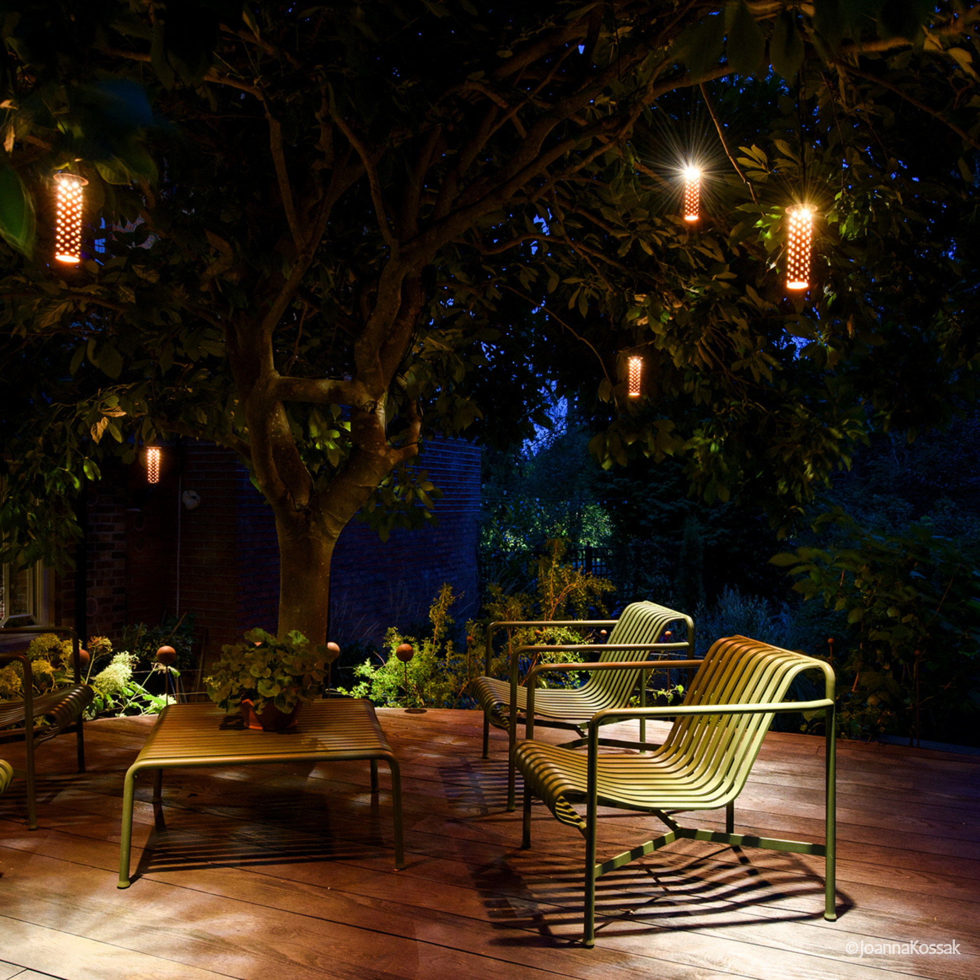 Starry IP67 LED Outdoor Hanging Light - Copper