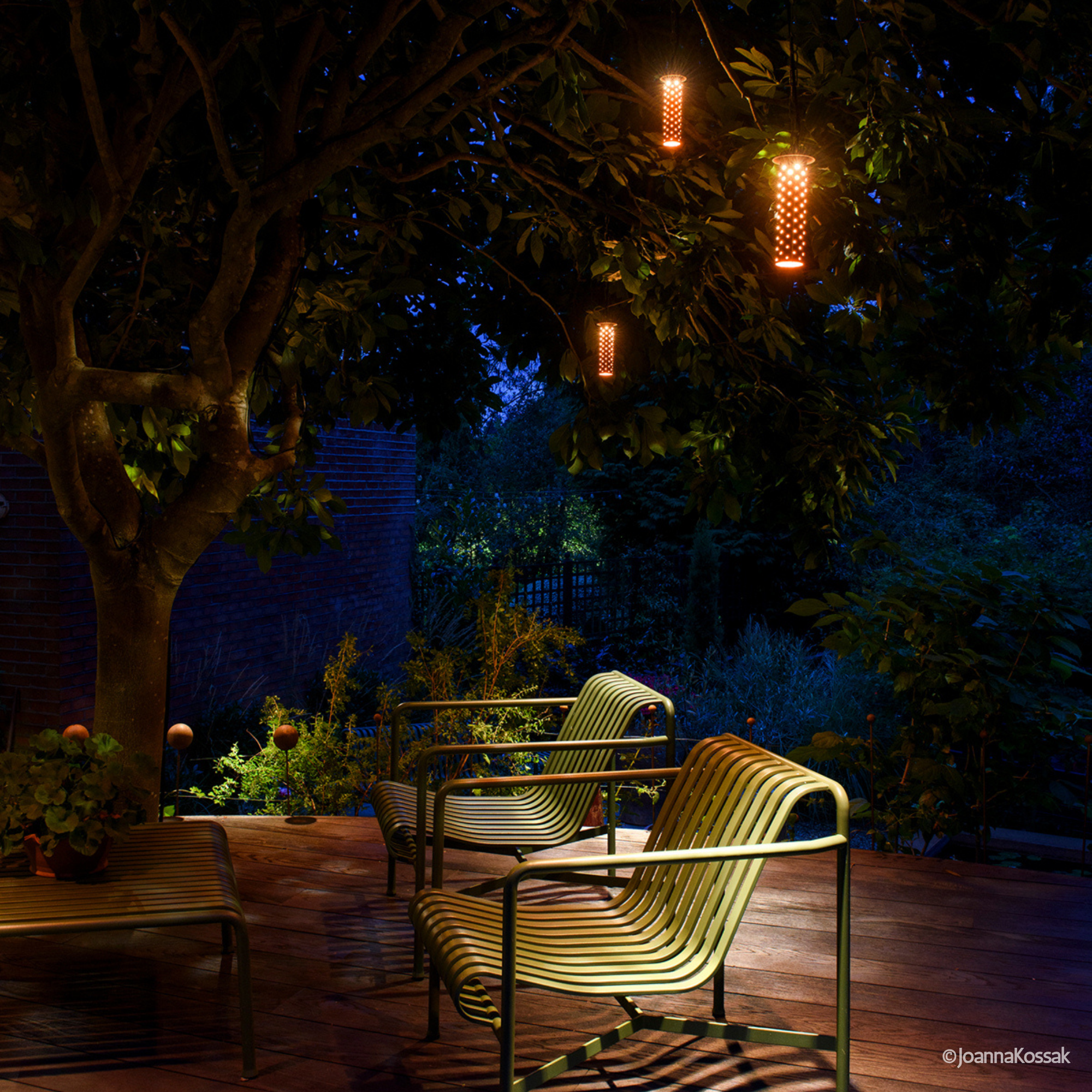 Starry IP67 LED Outdoor Hanging Light - Copper