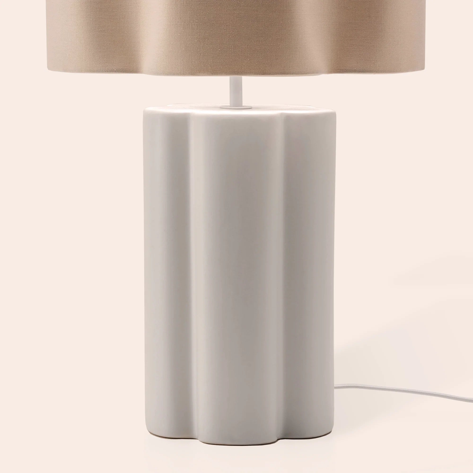 houseof. Flower Ceramic Table Lamp - White