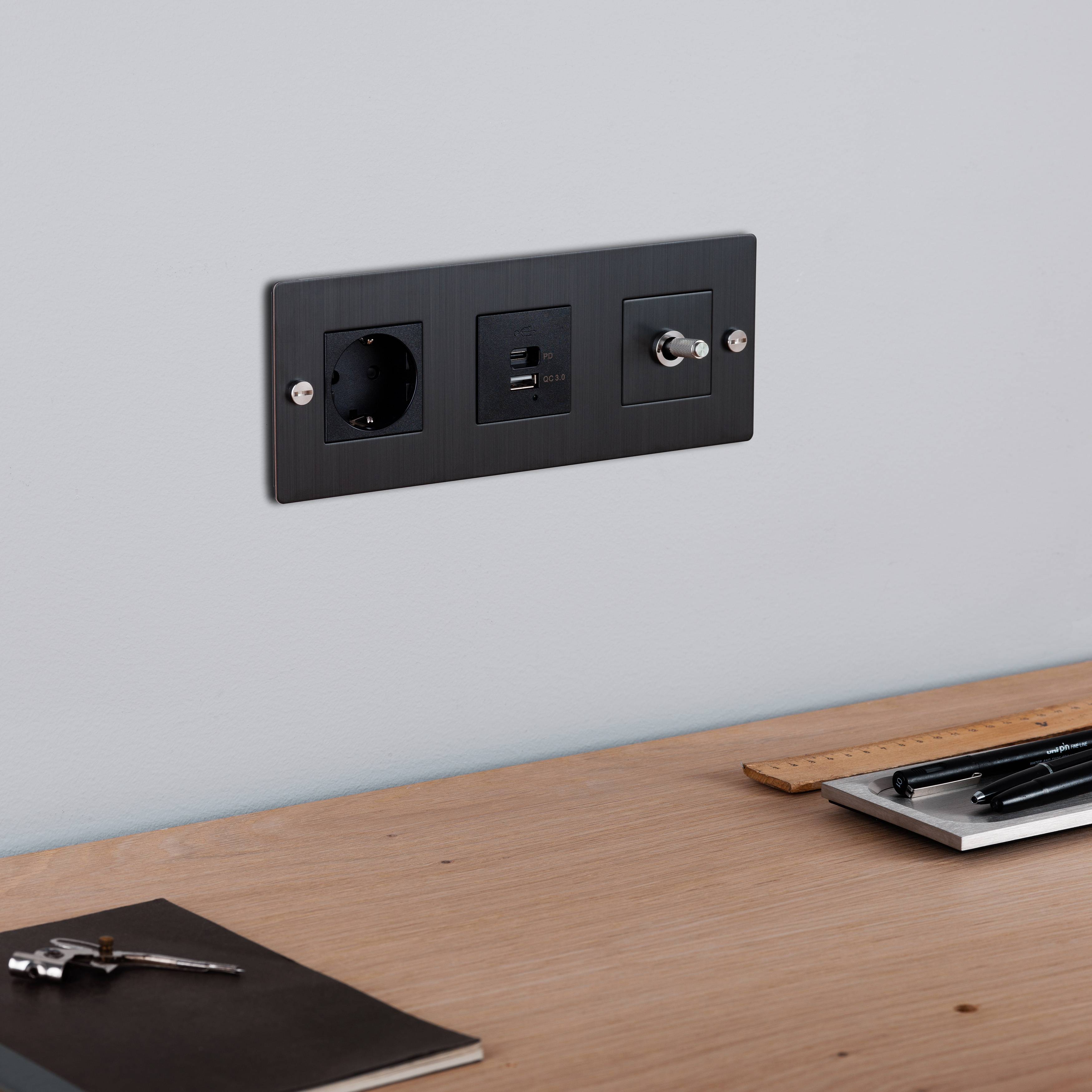 Buster + Punch 45mm USB-A + USB-C Quick Charge Module
