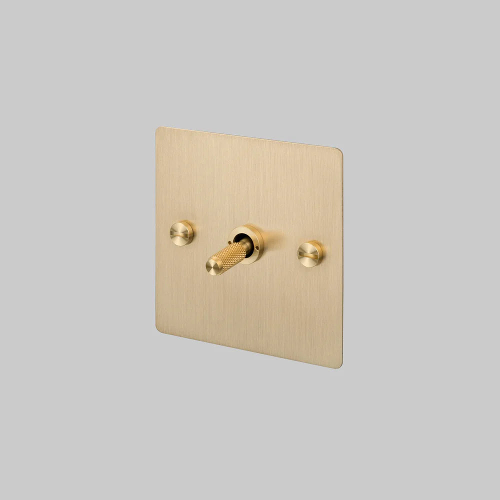 Buster + Punch 1G Toggle Switch 2-Way - Brass Plate & Cross Knurl Pattern