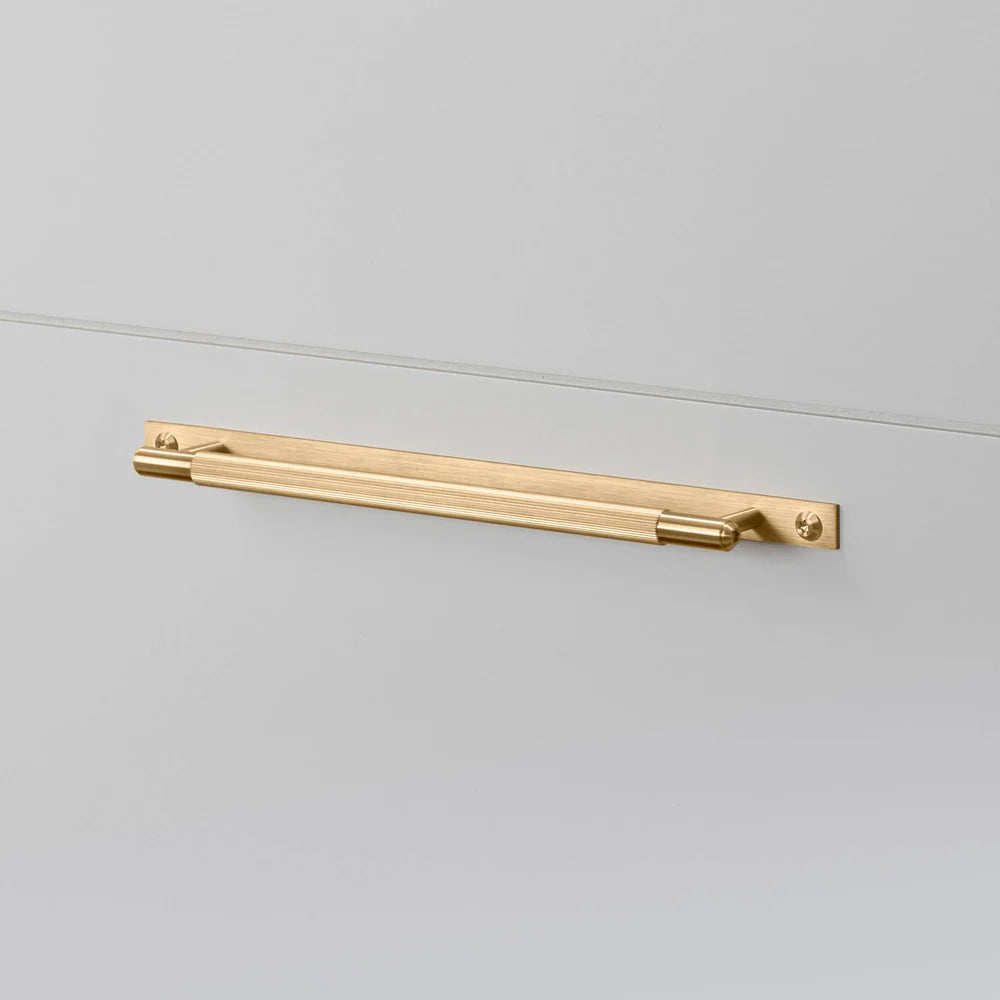 Buster + Punch Pull Bar - Plate - Linear Knurl - Medium