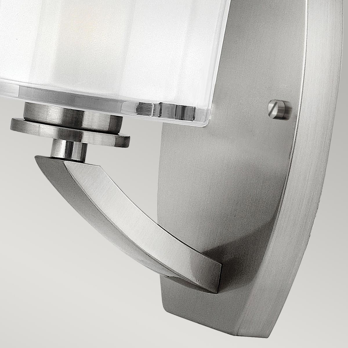 Hinkley Meridian Single Wall Light - Brushed Nickel