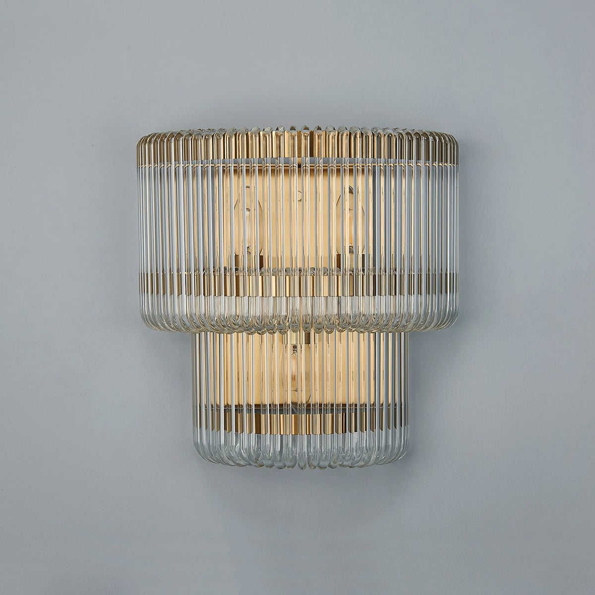 Fabula Hutton 32 x Large Wall Light – 32 cm – Brass & Clear Glass