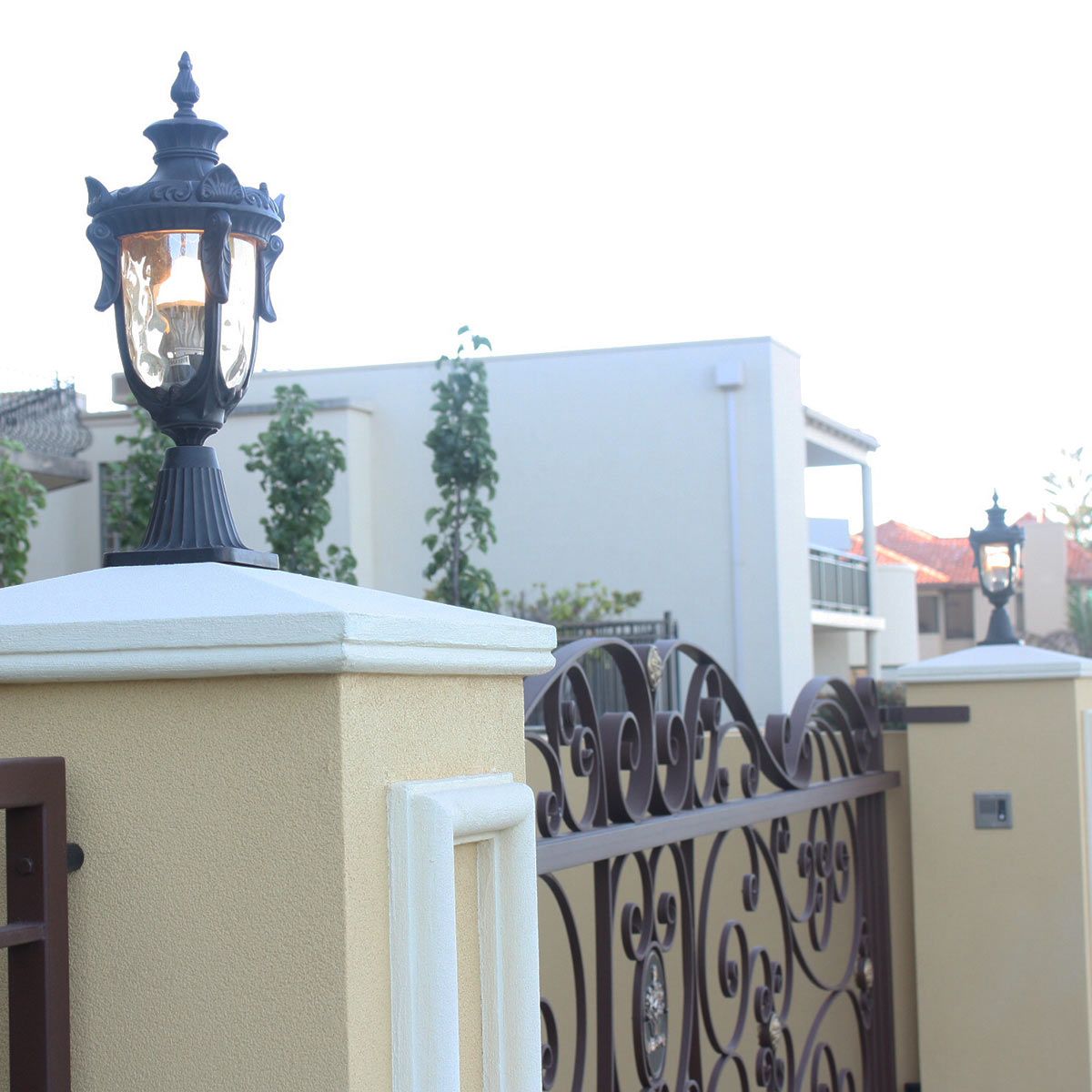 Elstead Philadelphia Single Medium Pedestal - Old Bronze