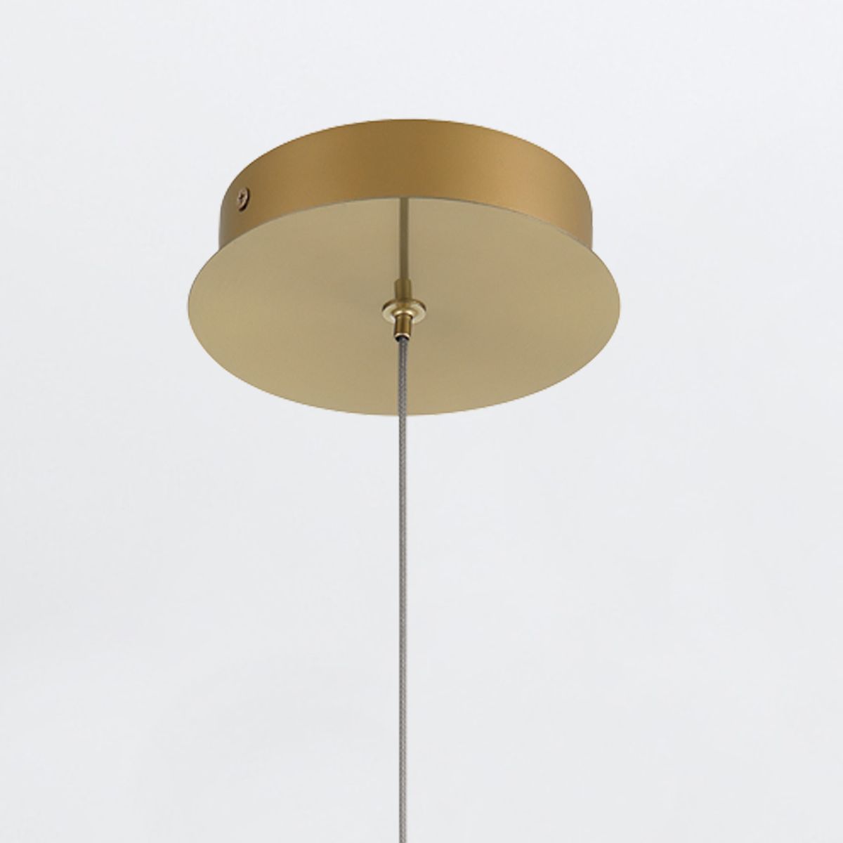 Quintiesse Espada Pendant - Gold