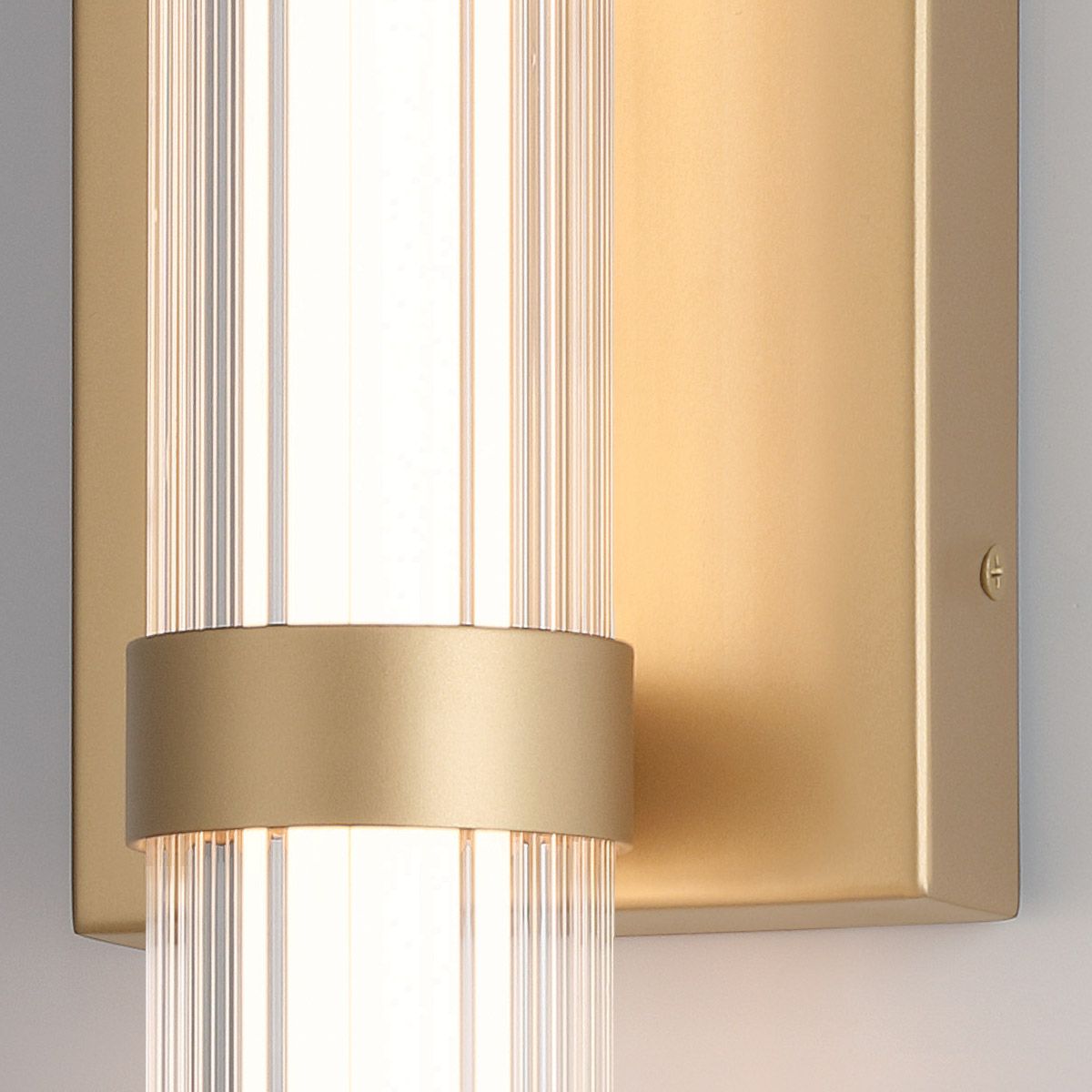 Quintiesse Fayton Medium LED Wall Light - Matte Gold