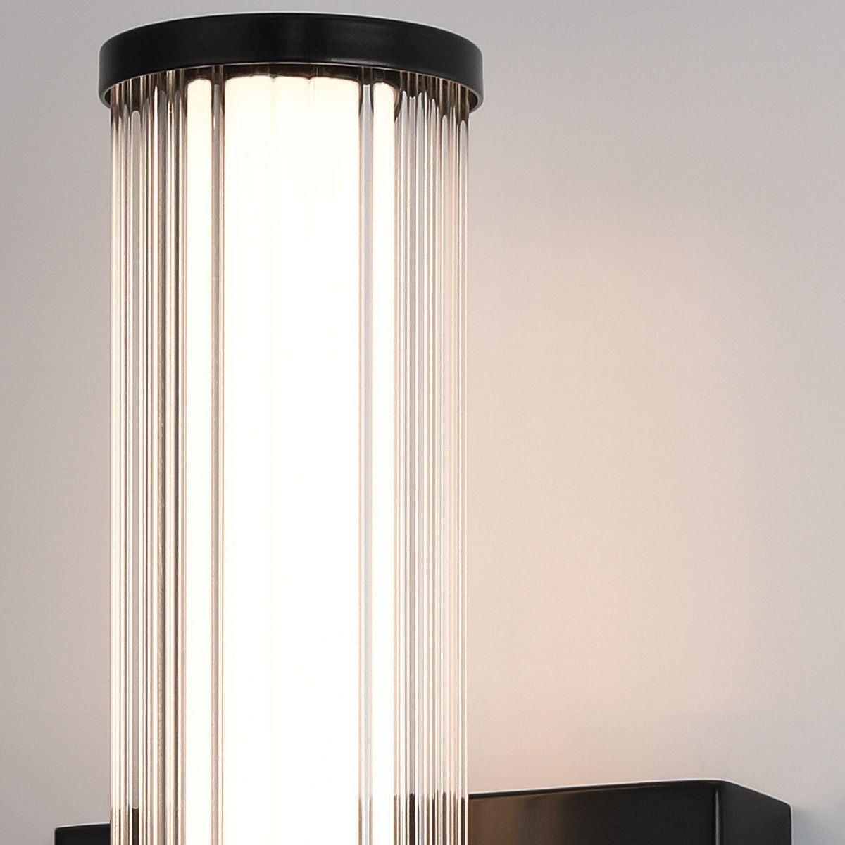 Quintiesse Fayton Small LED Wall Light - Matte Black