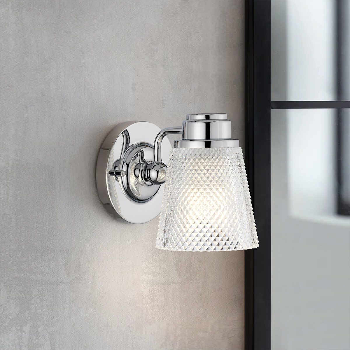 Quintiesse Hudson Single Bathroom Wall Light - Polished Chrome