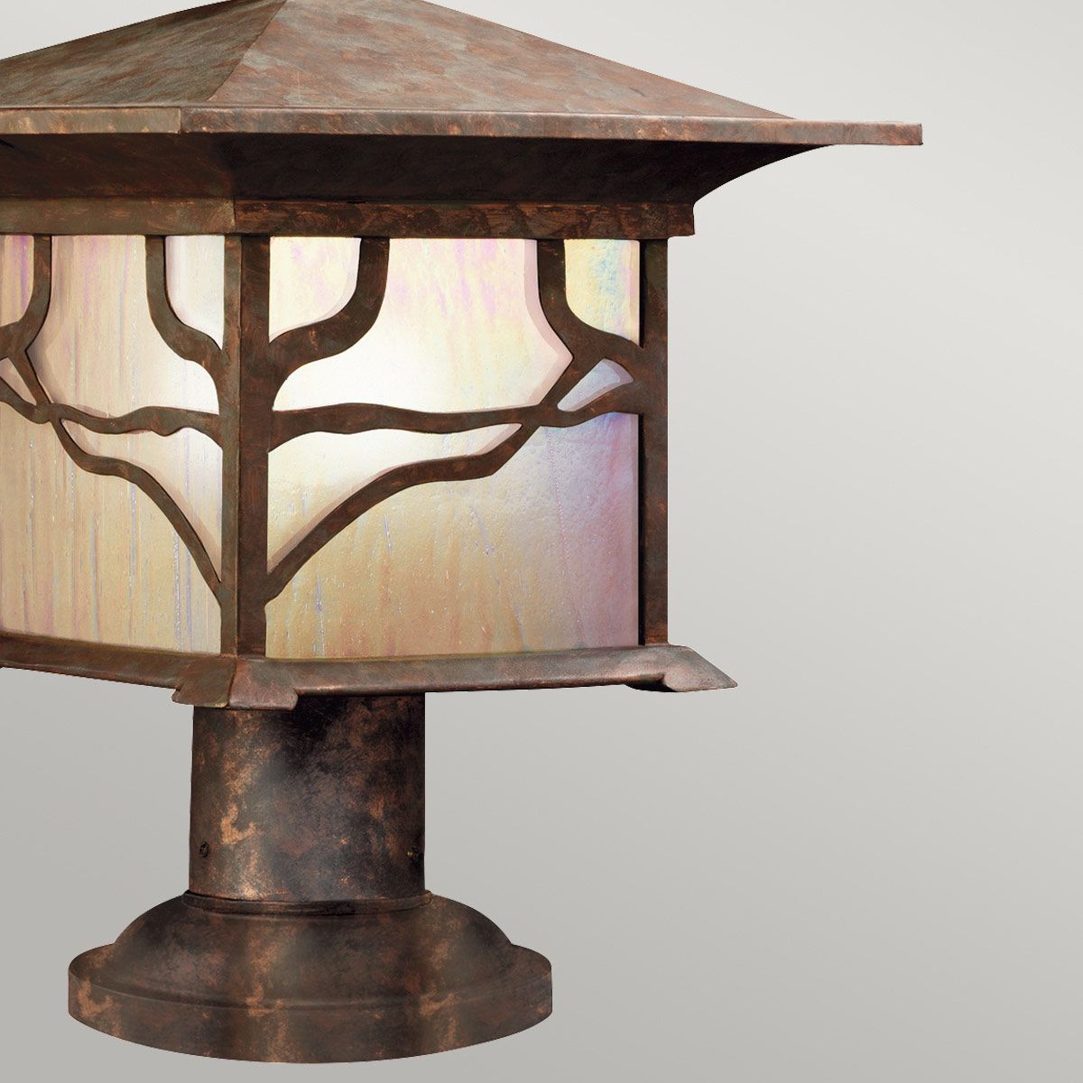 Quintiesse Morris Single Pedestal Lantern - Distressed Copper