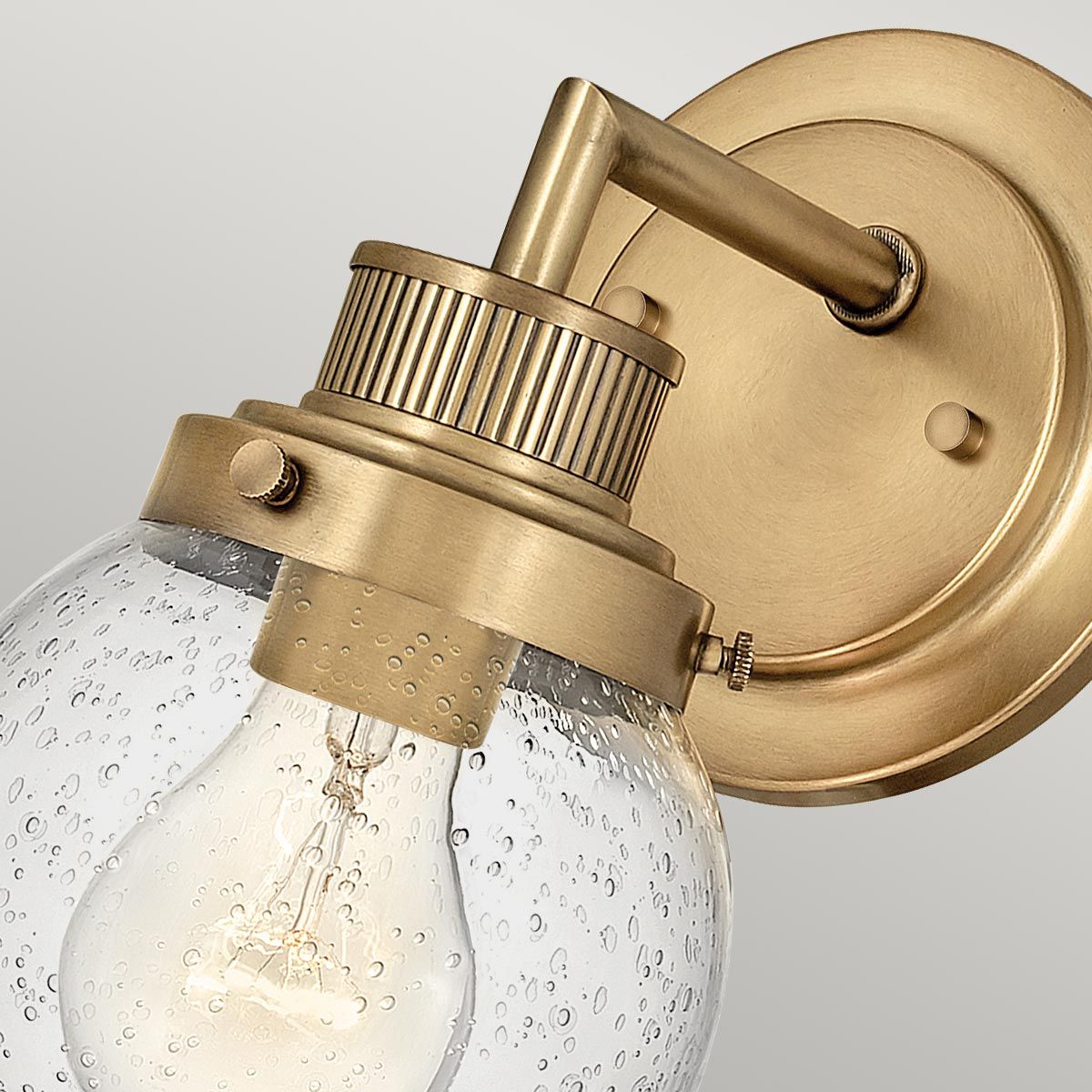 Quintiesse Poppy Single Bathroom Wall Light - Heritage Brass