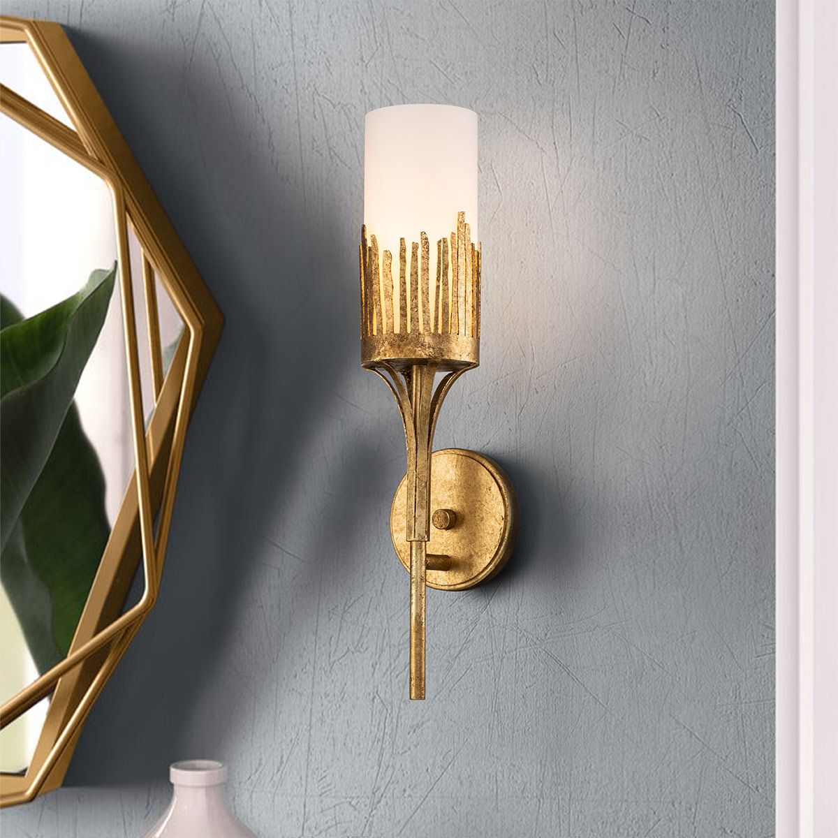 Quintiesse Sawgrass 1 Light Wall Light - Gold Leaf with Antique Glaze