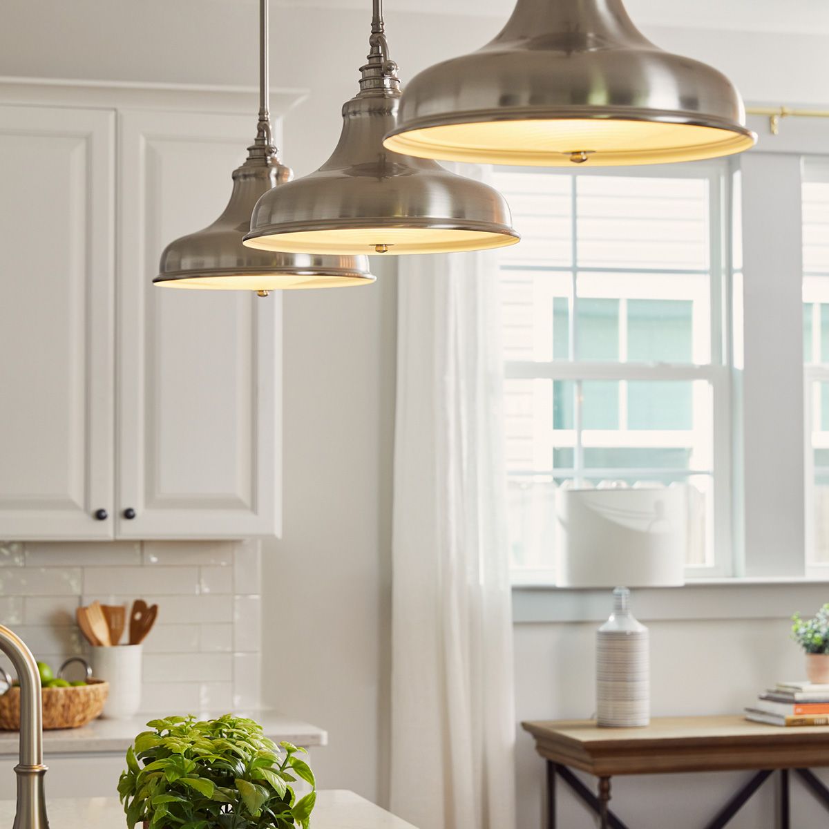 Quoizel Emery Single Medium Pendant - Imperial Silver