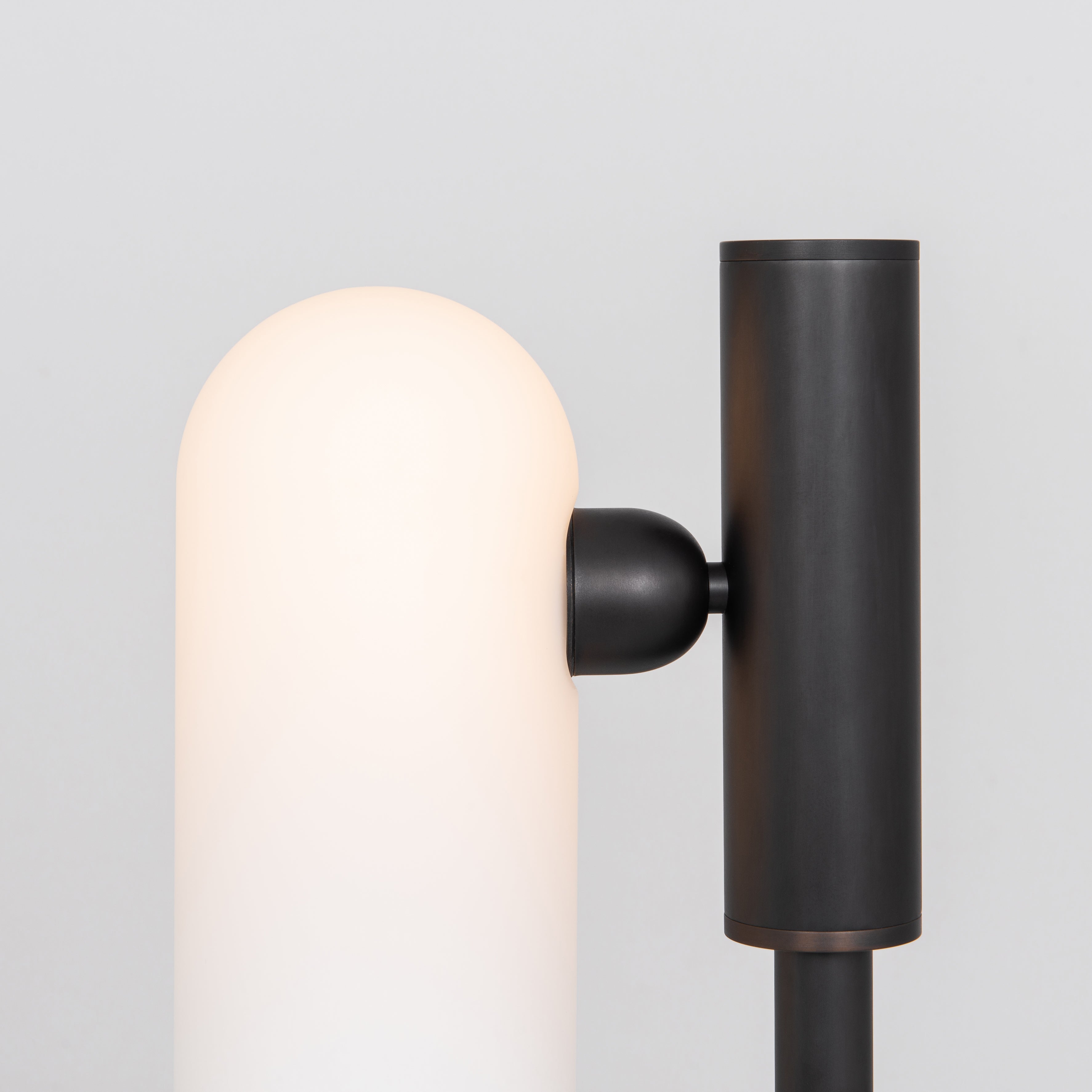 Schwung Odyssey 1 Table Lamp - Opal Mat Glass