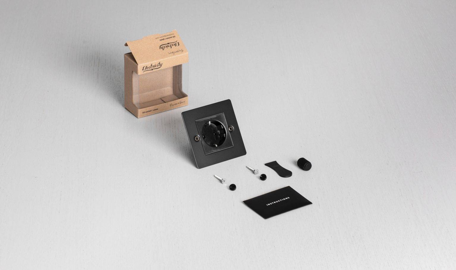Buster + Punch 1G Euro Socket