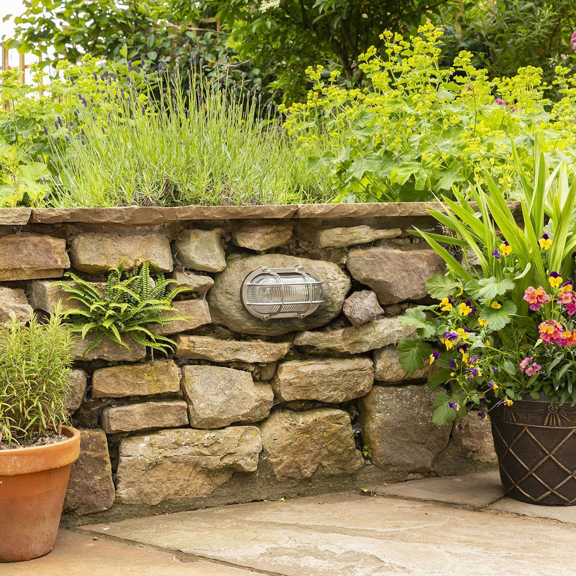 Navigator Commercial Slimline Bulkhead Wall Light - Satin Nickel