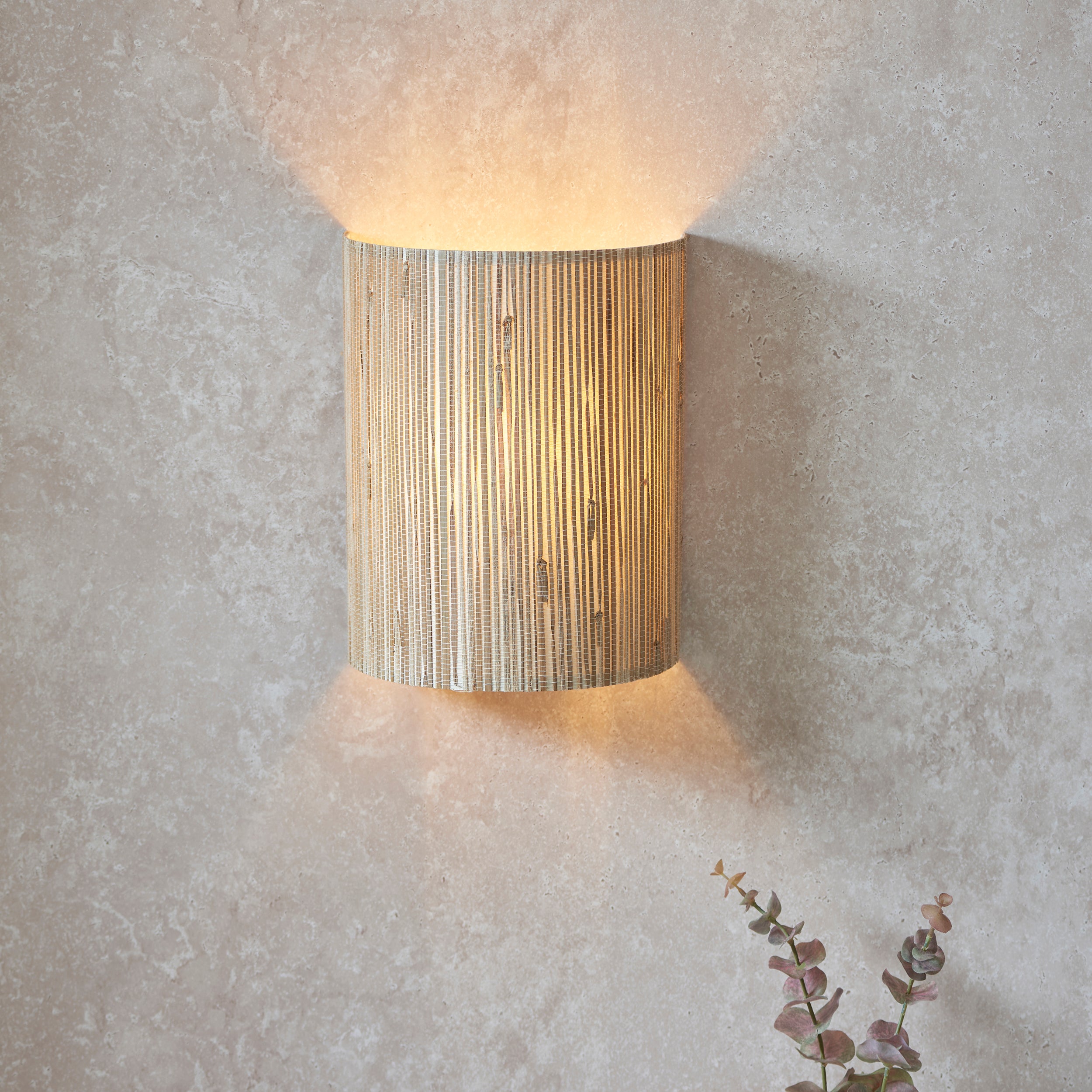 Endon Longshore Single Wall Light - Woven Seagrass