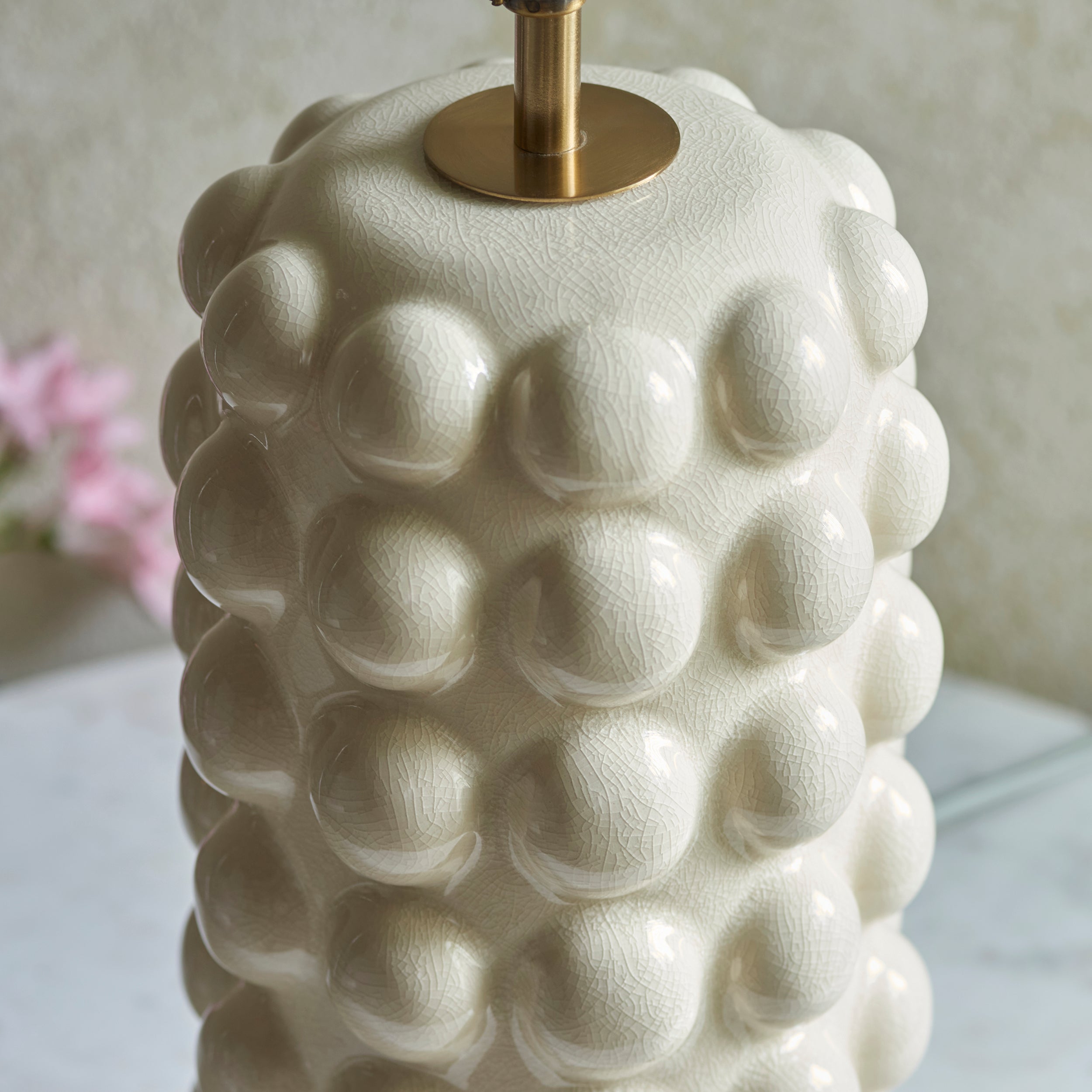 Endon Bobble Single Light Table Lamp - White Crackle Glaze & Brushed Aged Brass Plate